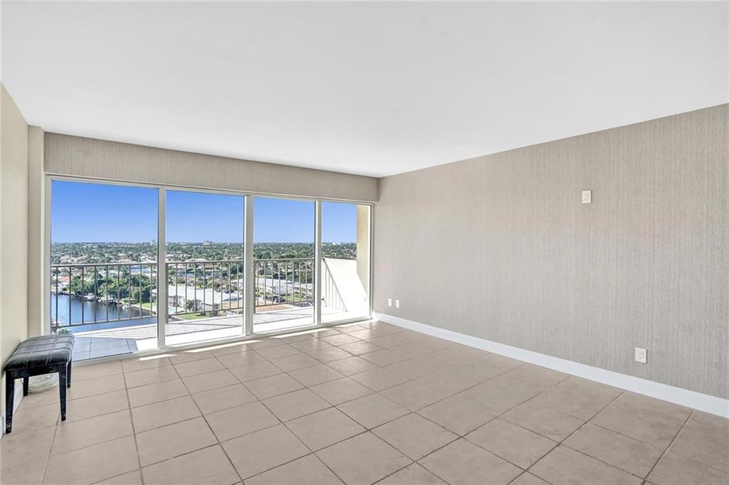 WATERFORD POINT CONDO - Residential
