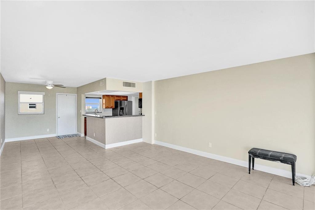 WATERFORD POINT CONDO - Residential