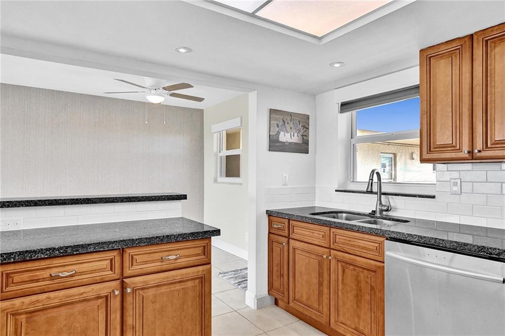 WATERFORD POINT CONDO - Residential