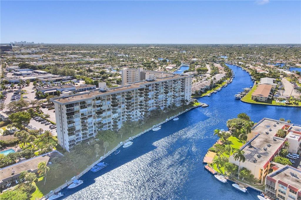 WATERFORD POINT CONDO - Residential