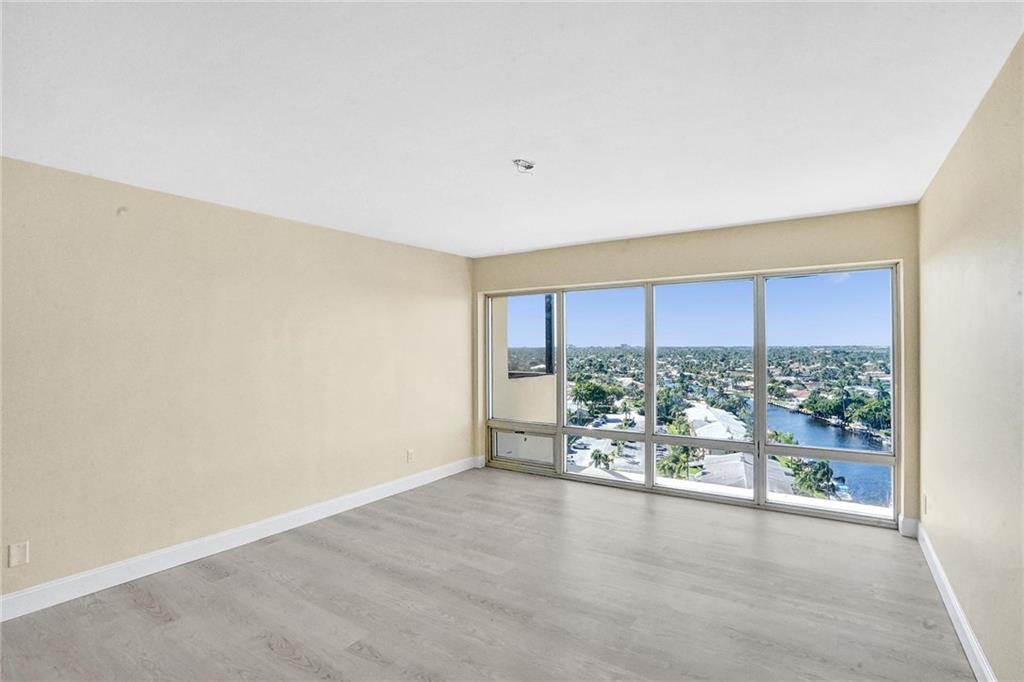 WATERFORD POINT CONDO - Residential