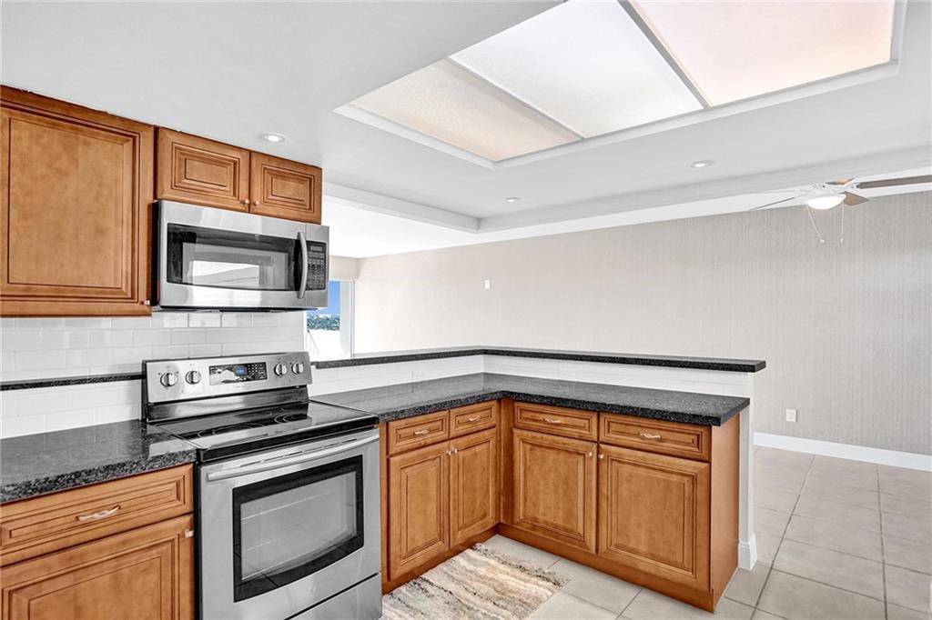 WATERFORD POINT CONDO - Residential