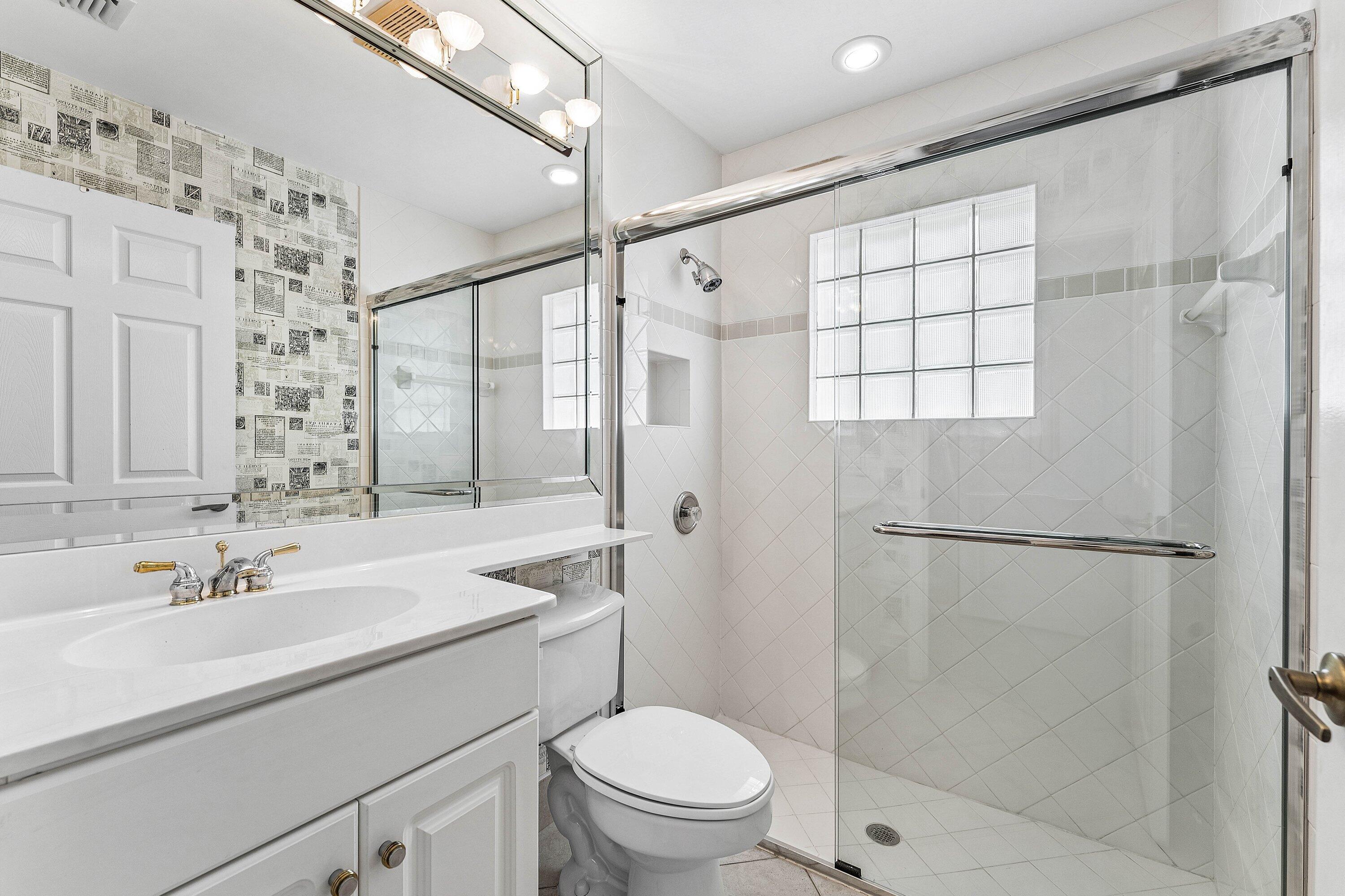 Limoge at the Cascades - Residential