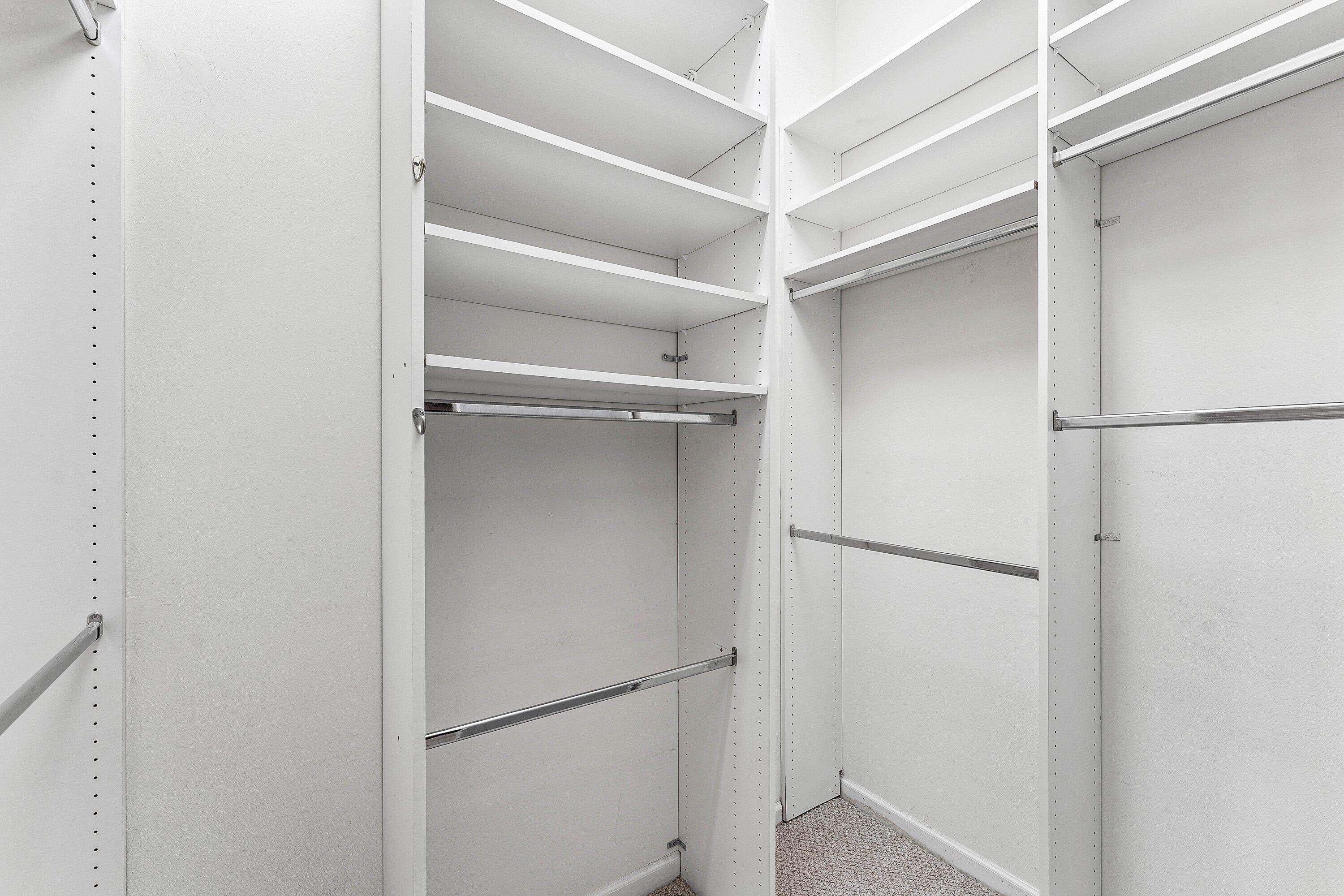 Limoge at the Cascades - Residential