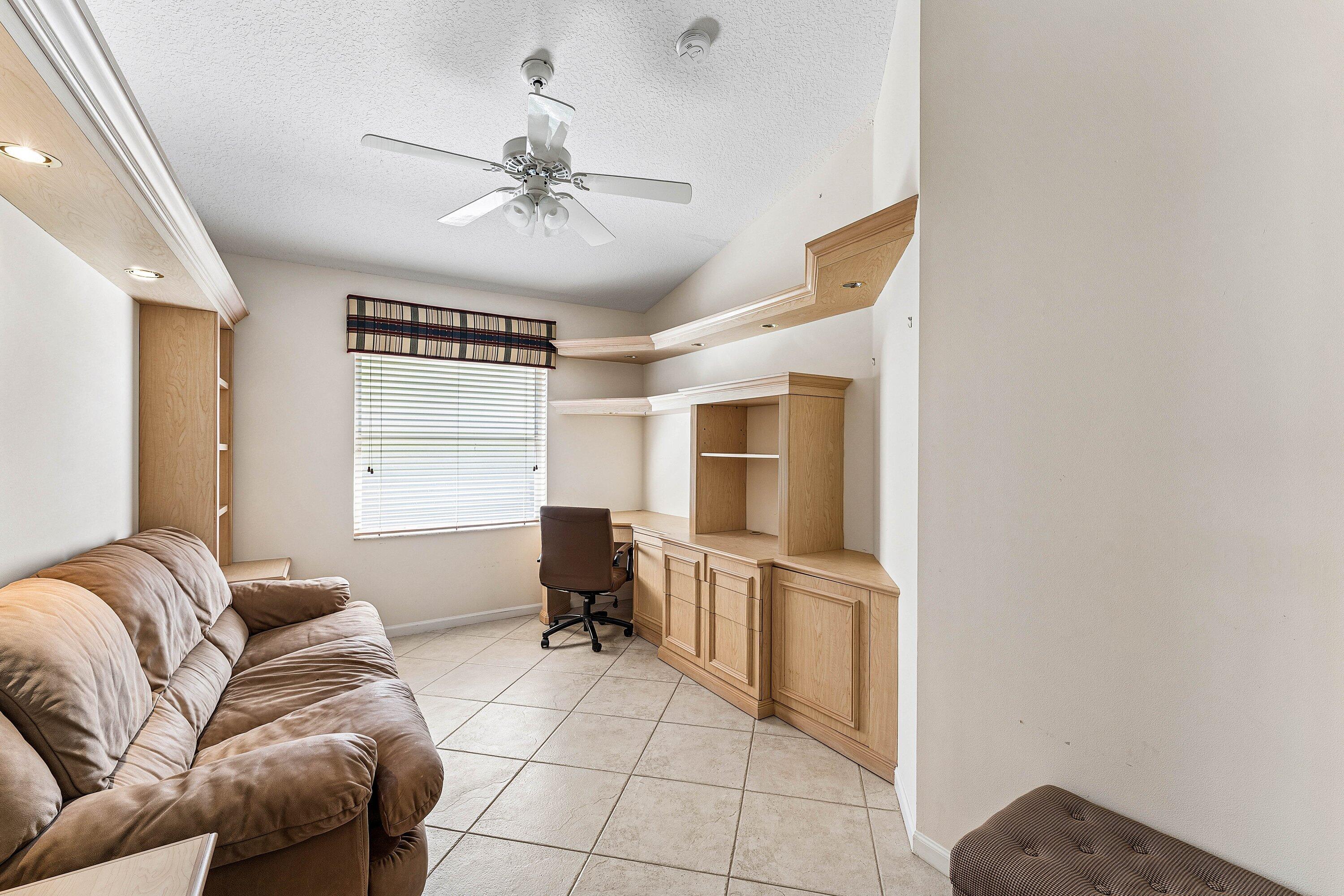 Limoge at the Cascades - Residential
