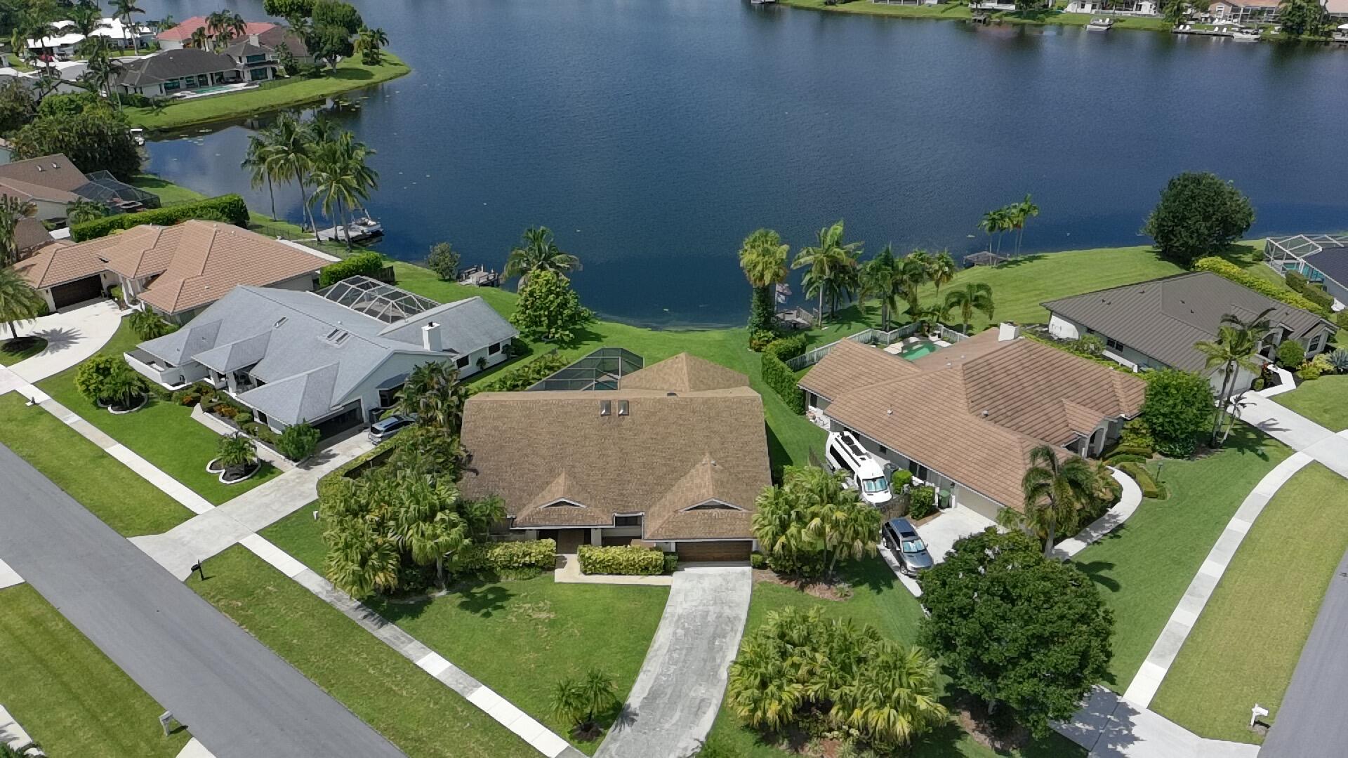 GREENVIEW SHORES 2 OF WELLINGTON - Residential