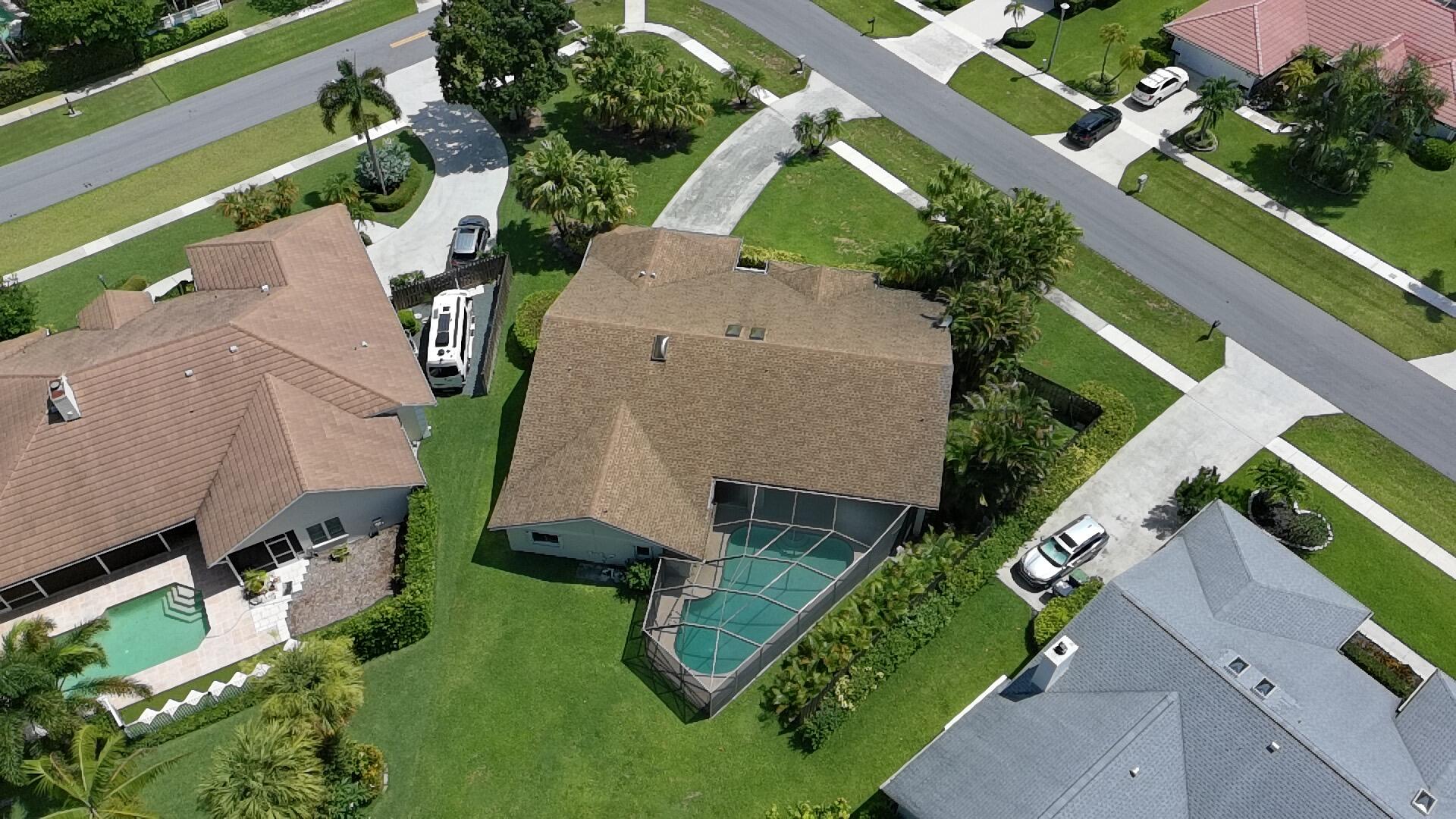 GREENVIEW SHORES 2 OF WELLINGTON - Residential