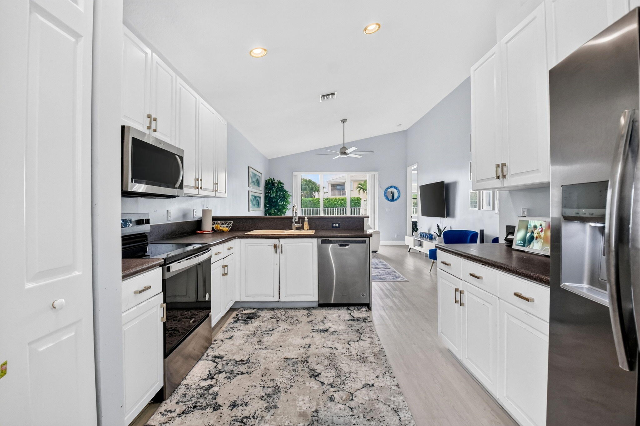 VILLAGES OF WINDSOR 4 - Residential