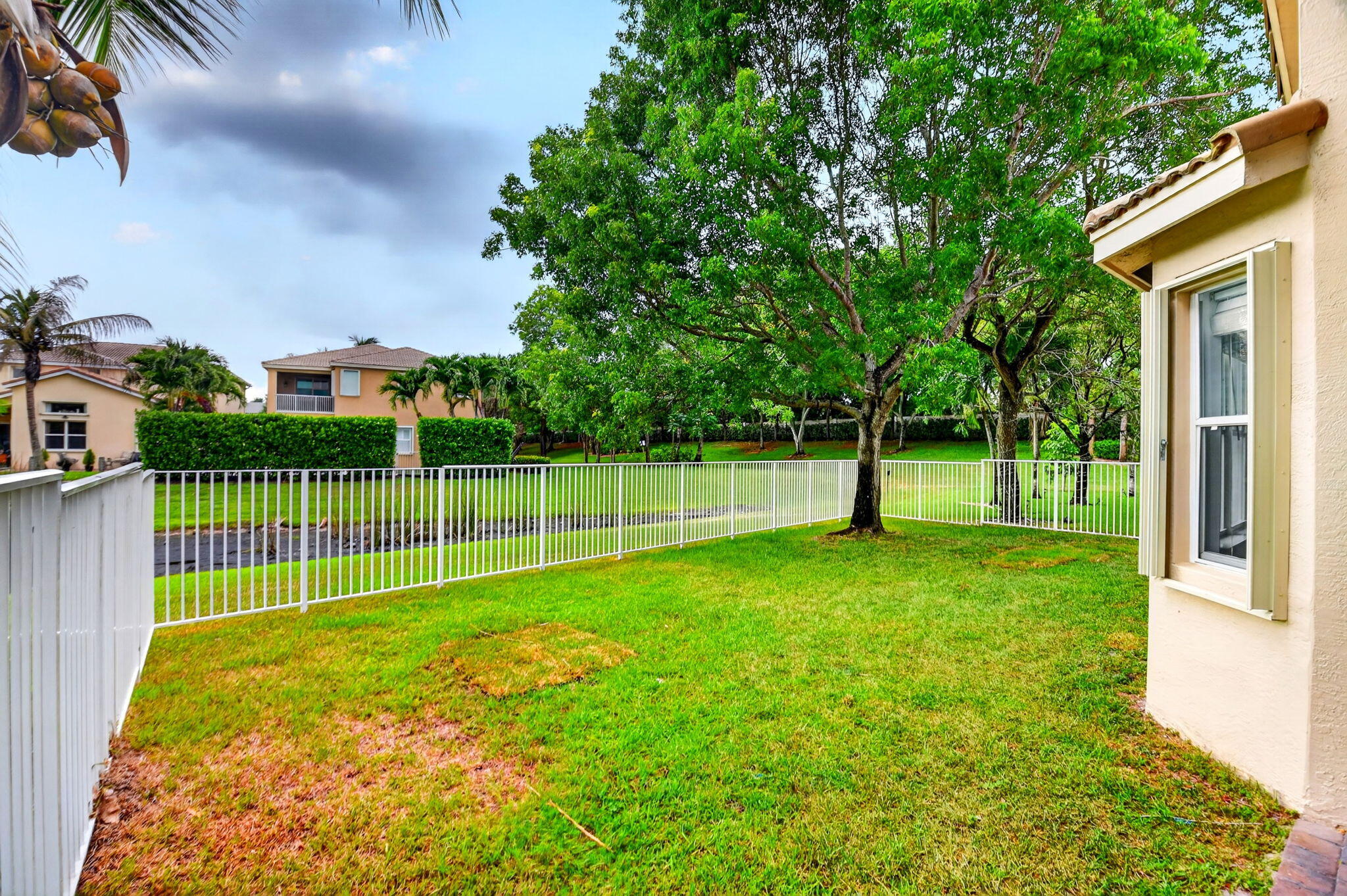 VILLAGES OF WINDSOR 4 - Residential