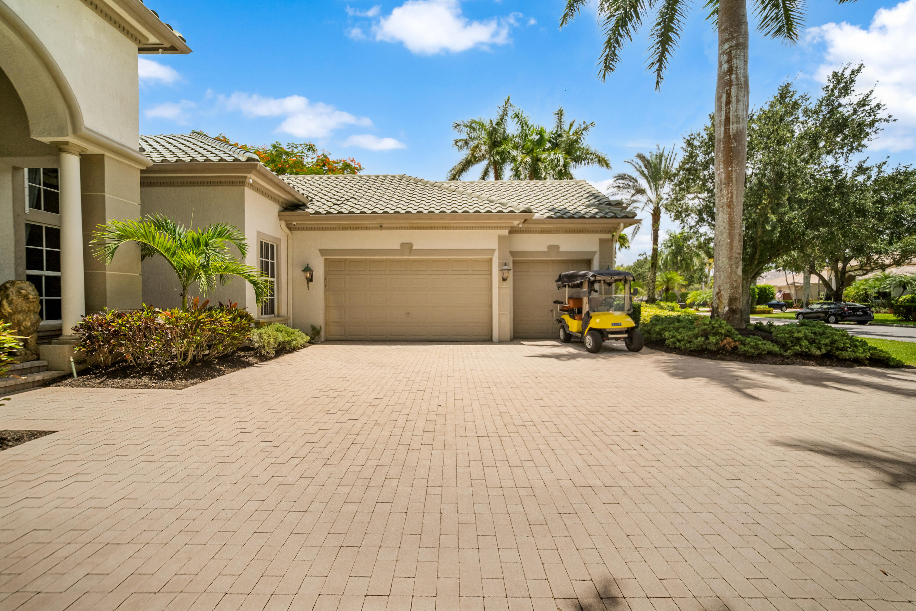 FOX RIDGE - Residential