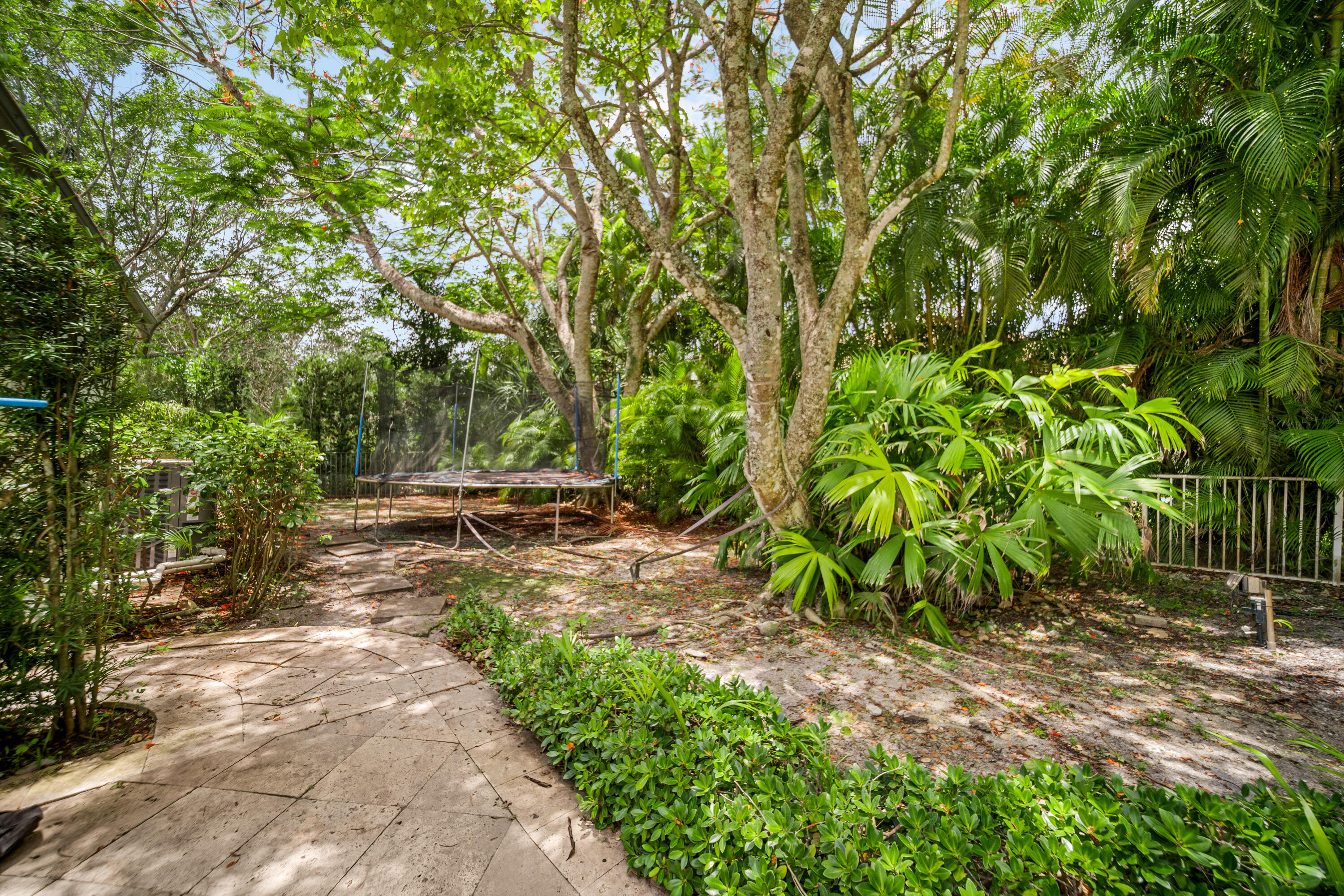 FOX RIDGE - Residential