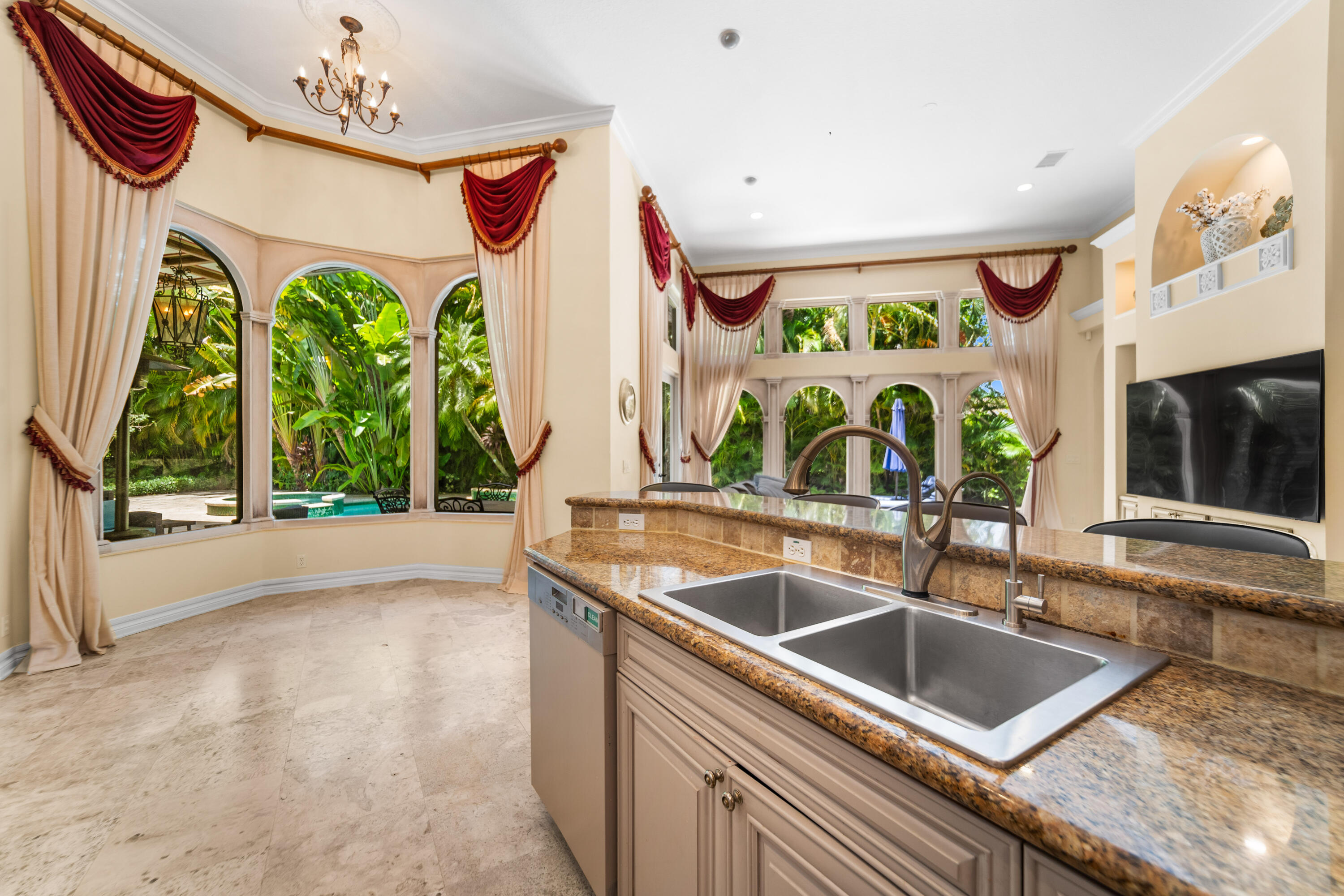 FOX RIDGE - Residential