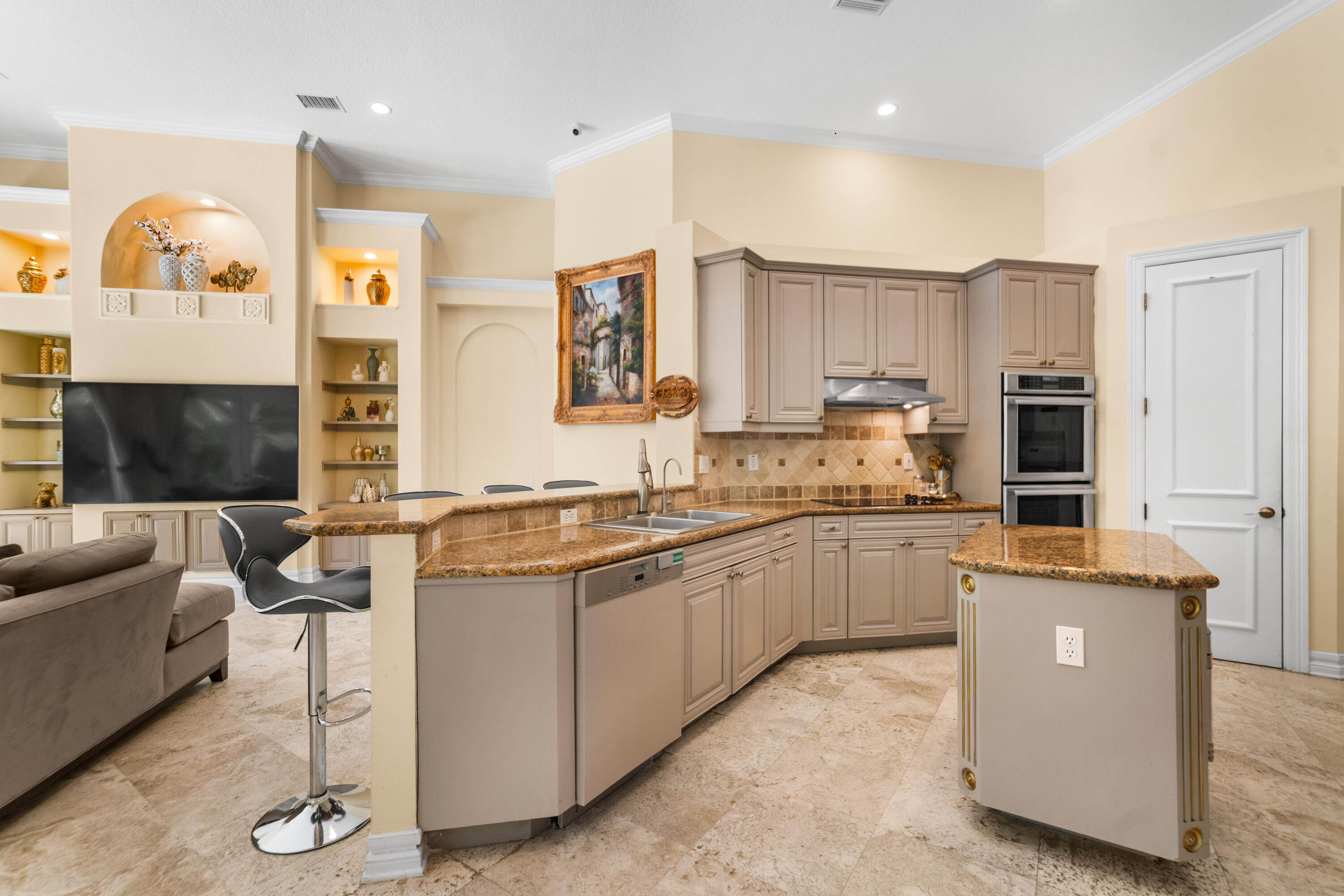 FOX RIDGE - Residential