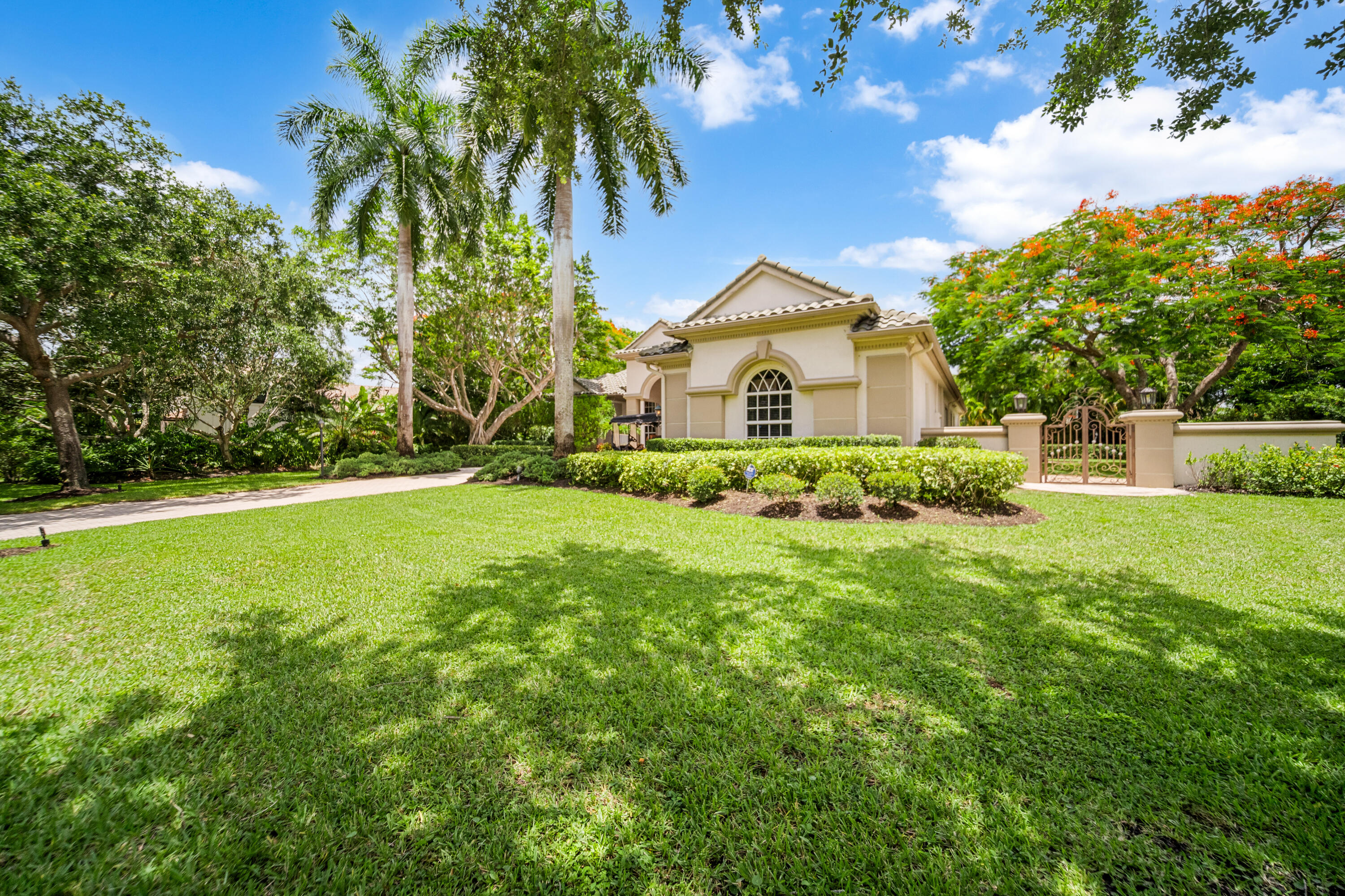 FOX RIDGE - Residential