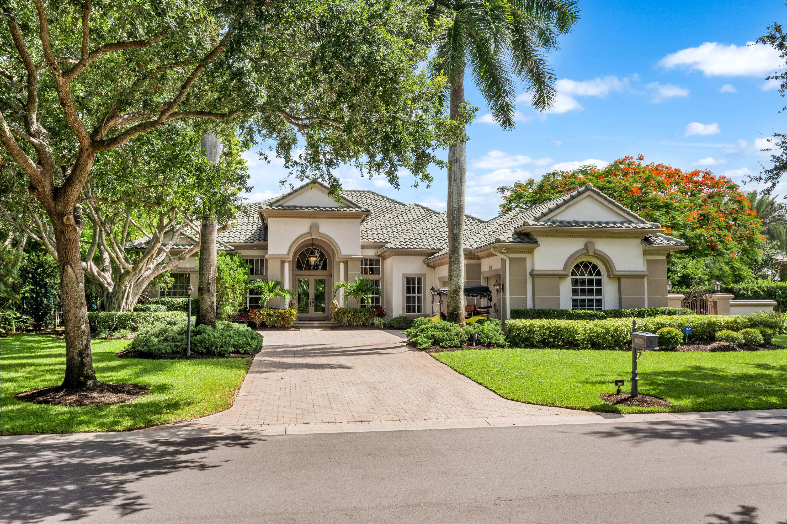 FOX RIDGE - Residential