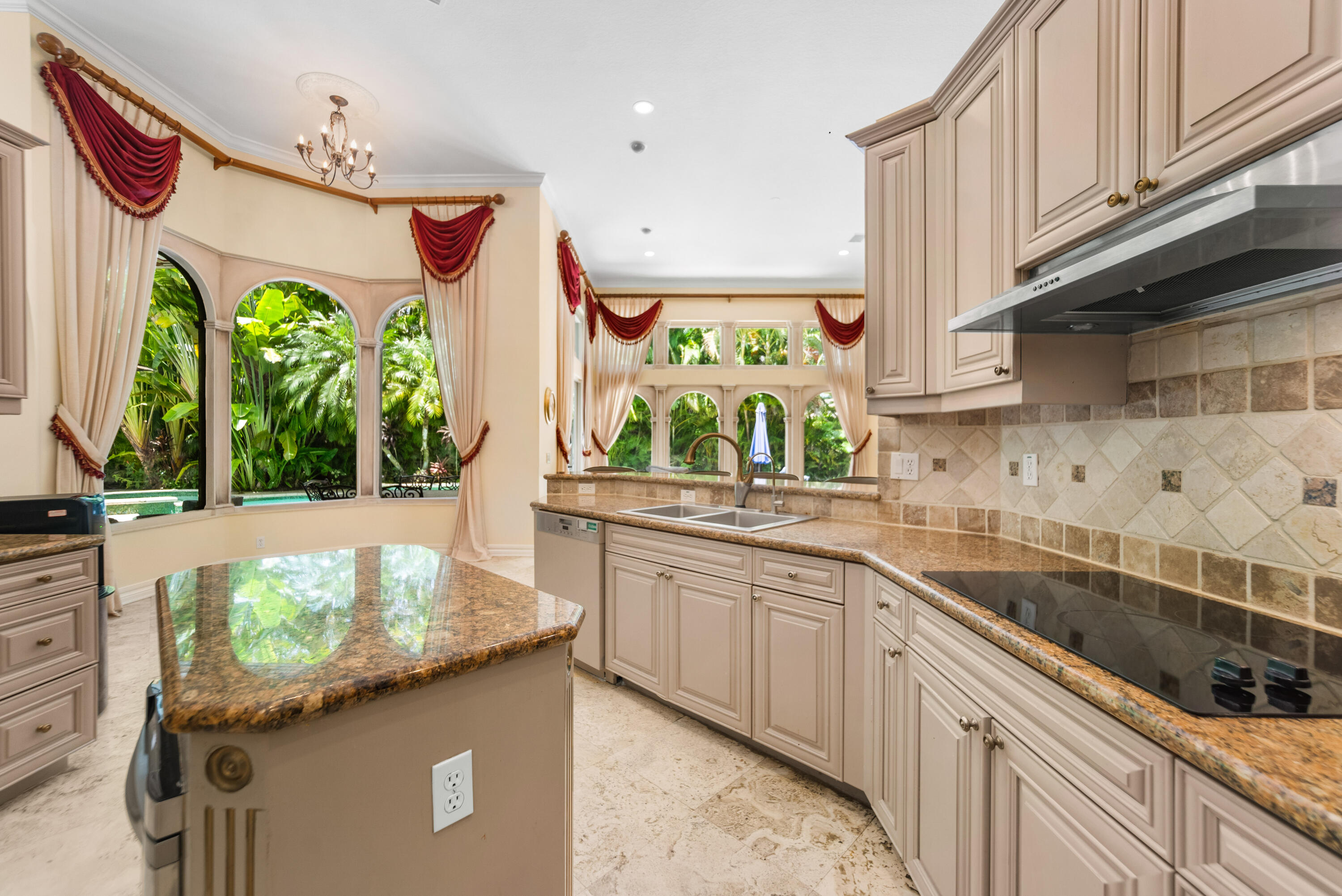 FOX RIDGE - Residential