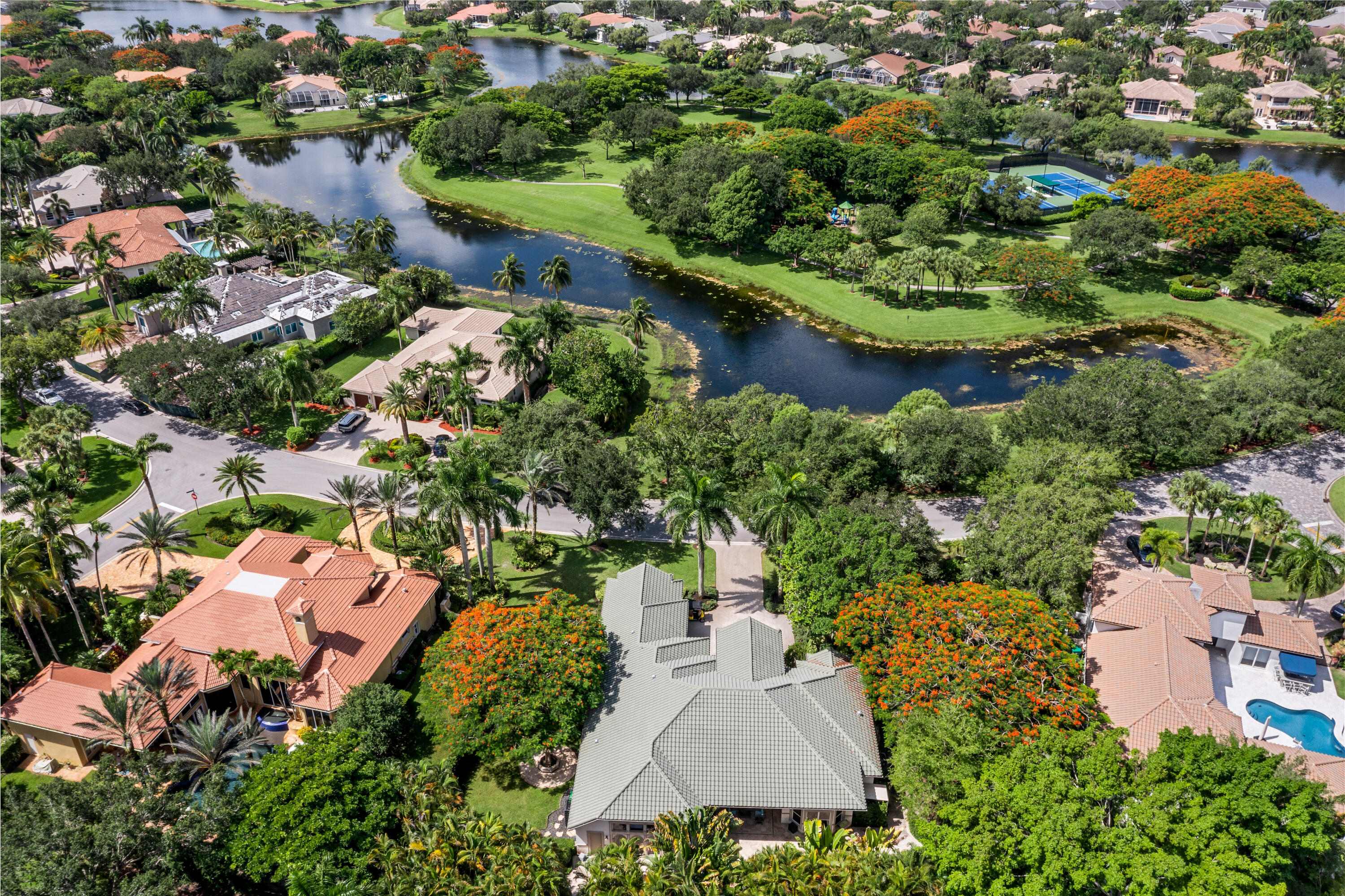 FOX RIDGE - Residential