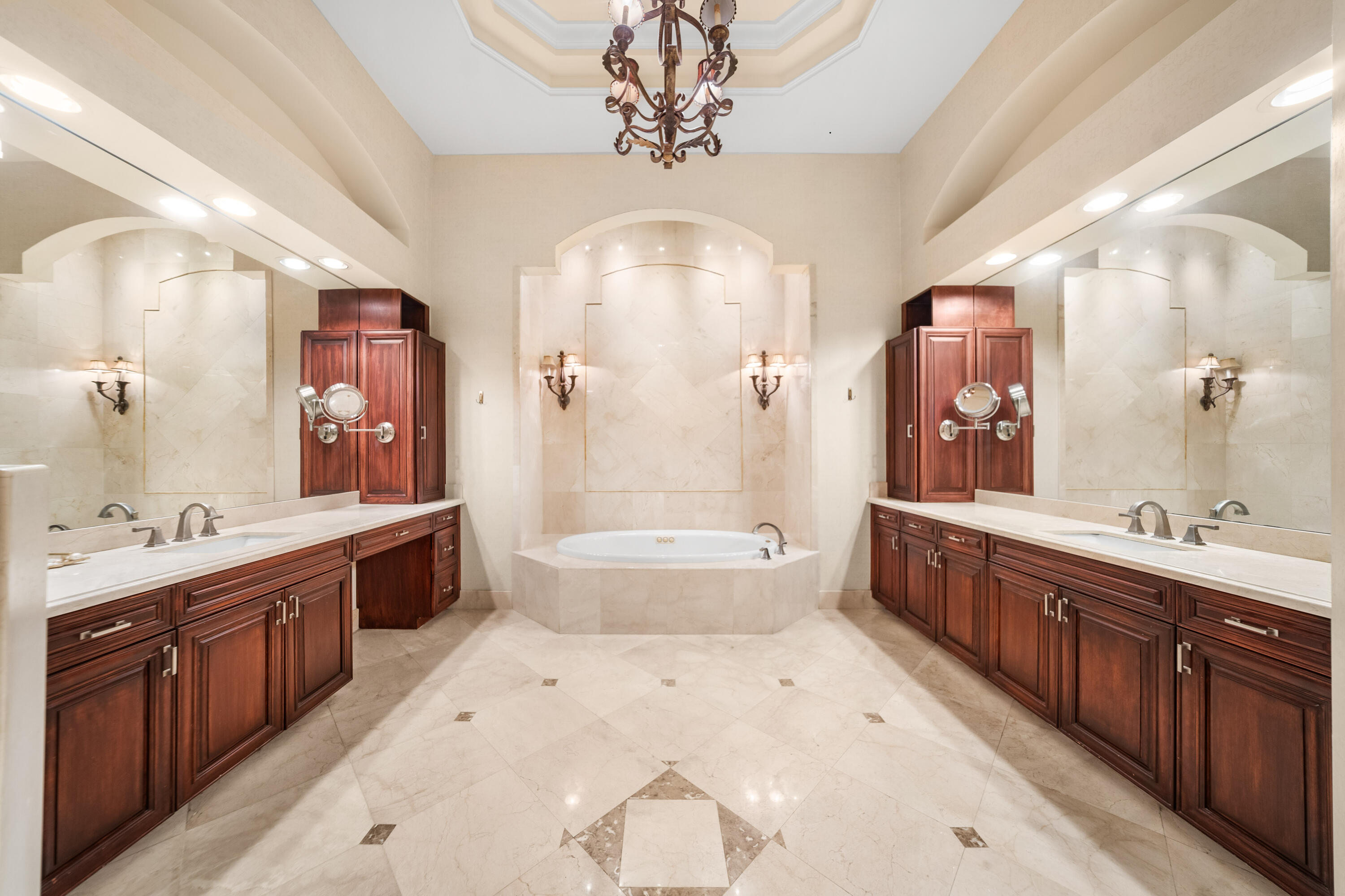 FOX RIDGE - Residential