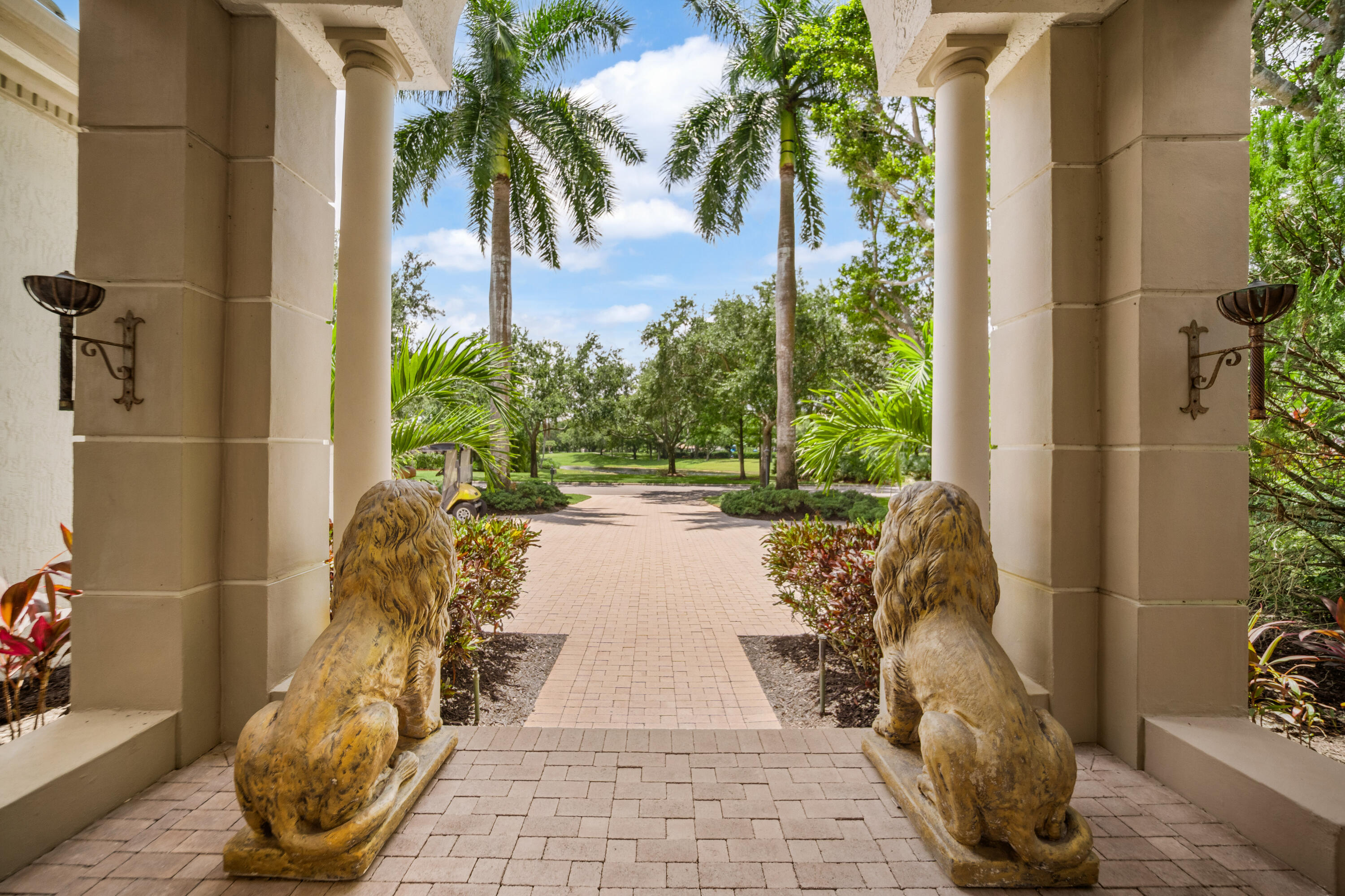FOX RIDGE - Residential