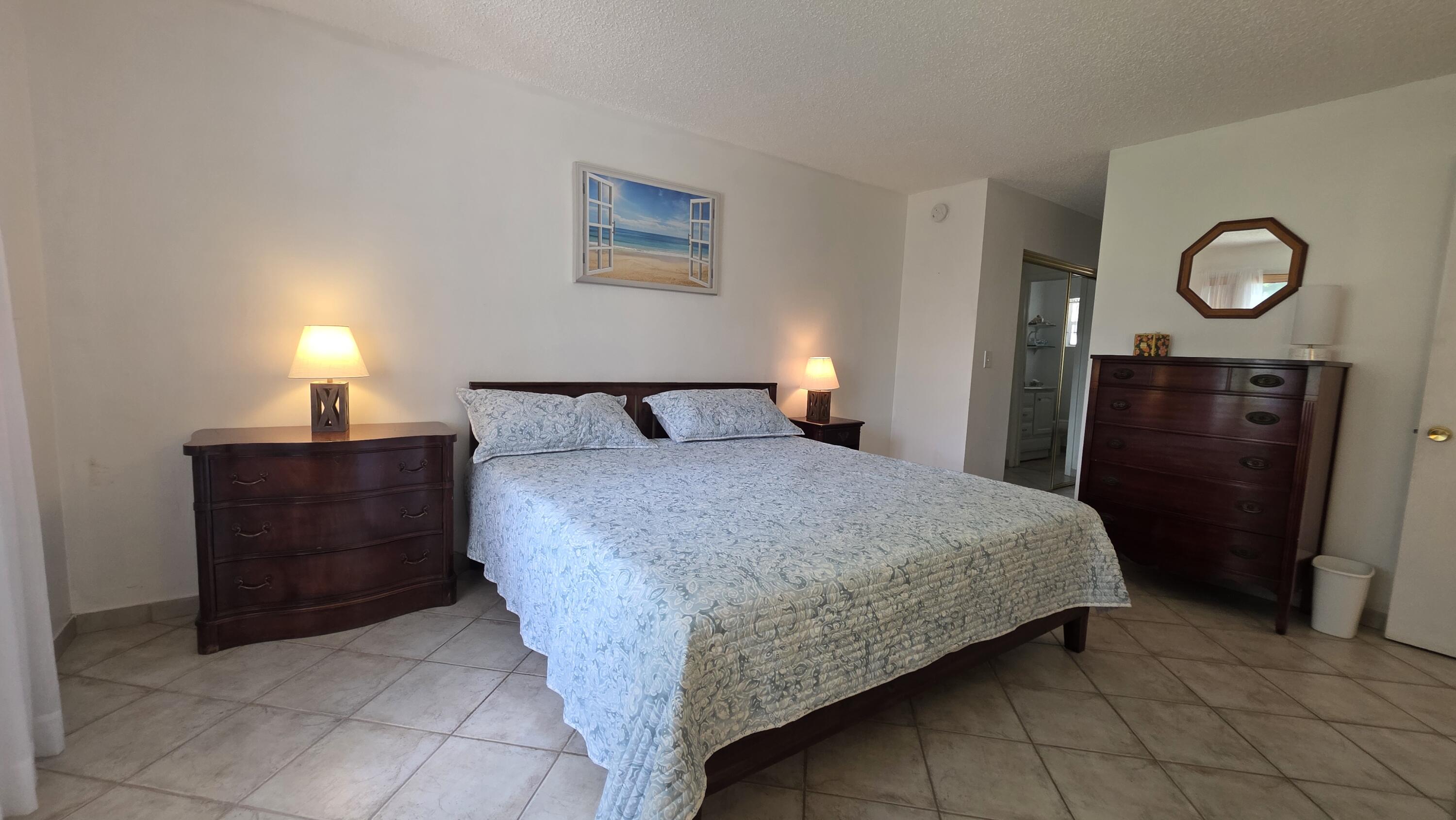 LAUDERDALE OAKS CONDO XVI - Residential