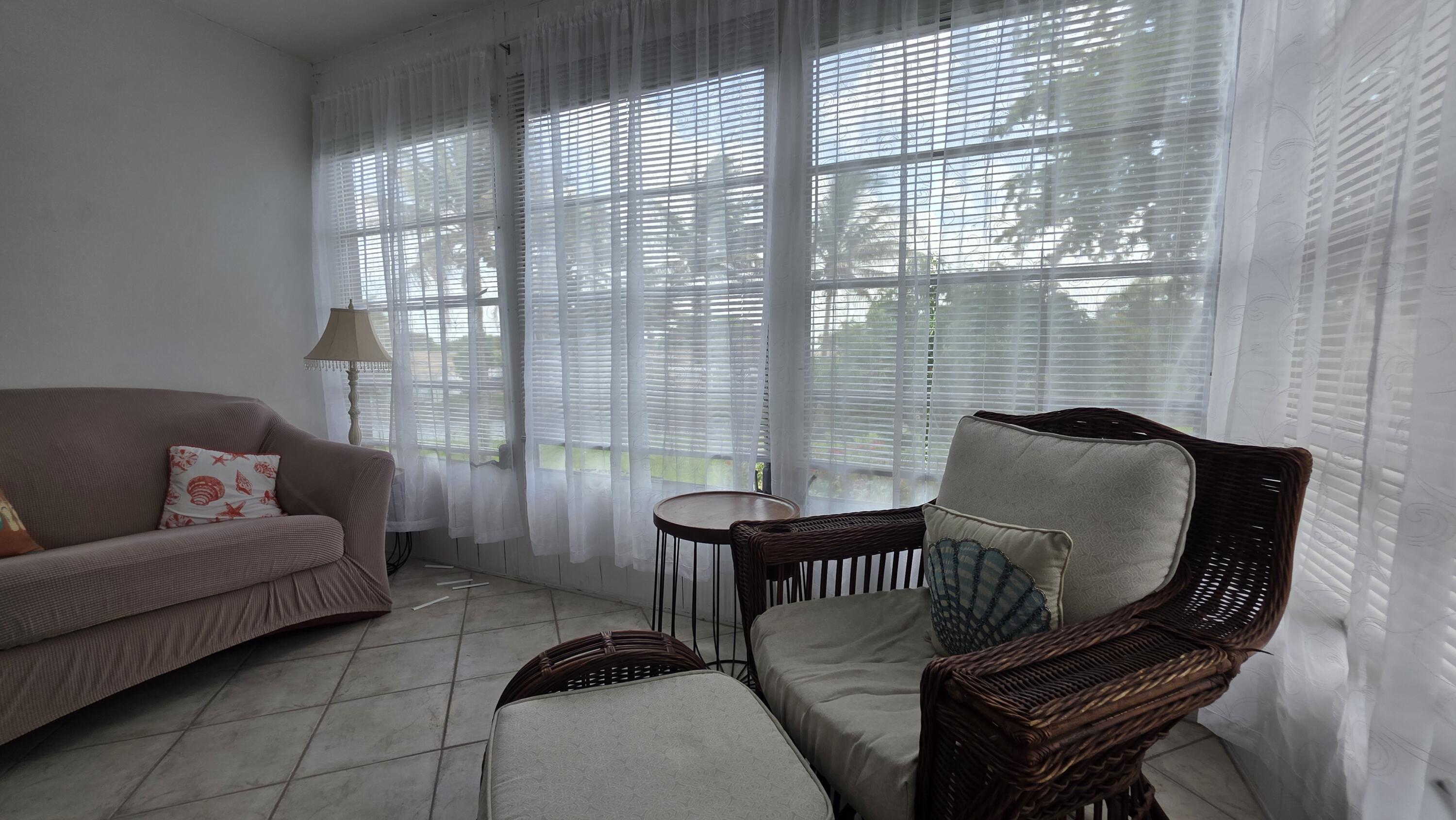 LAUDERDALE OAKS CONDO XVI - Residential