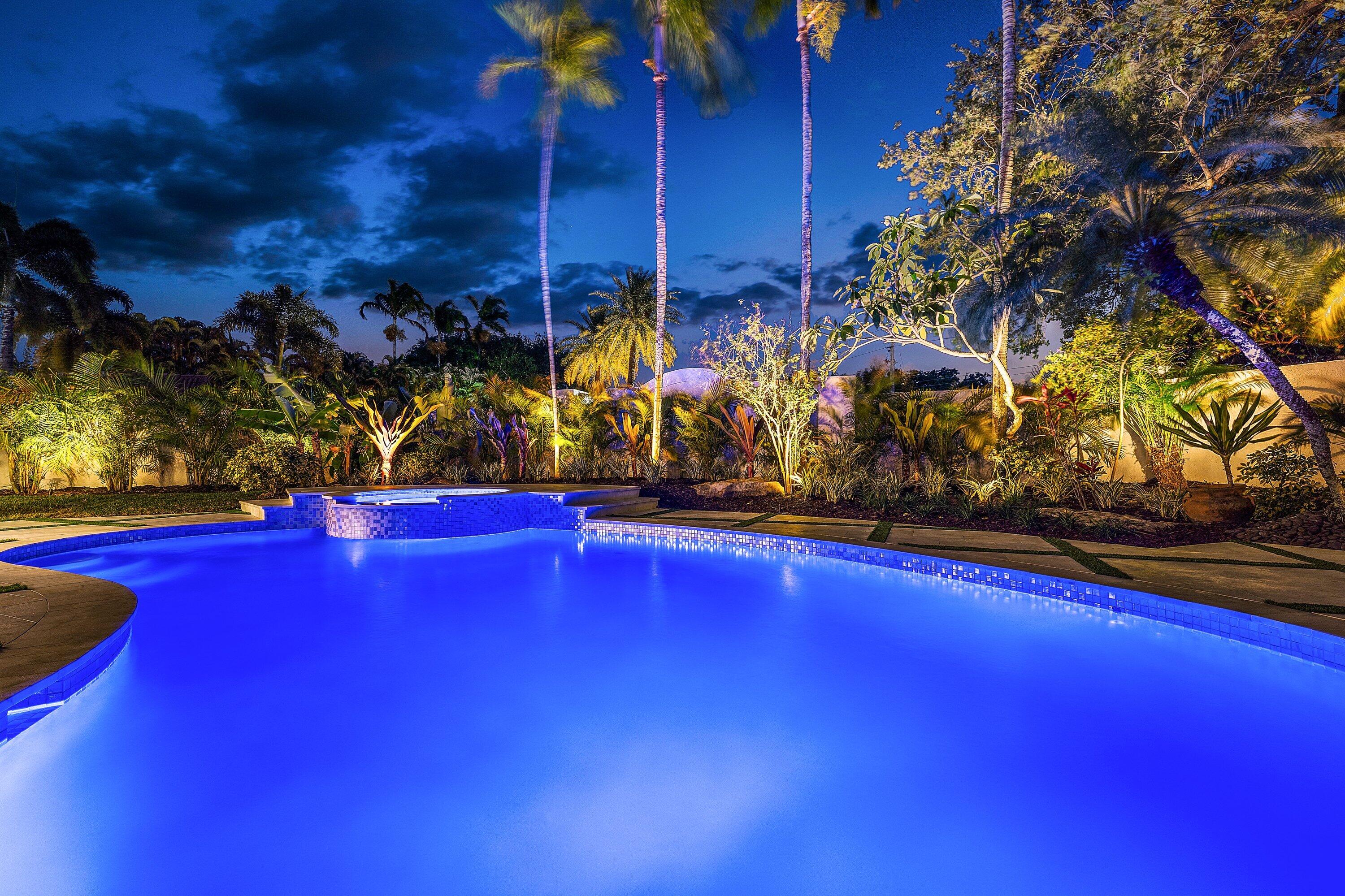DELRAY LAKES - Residential
