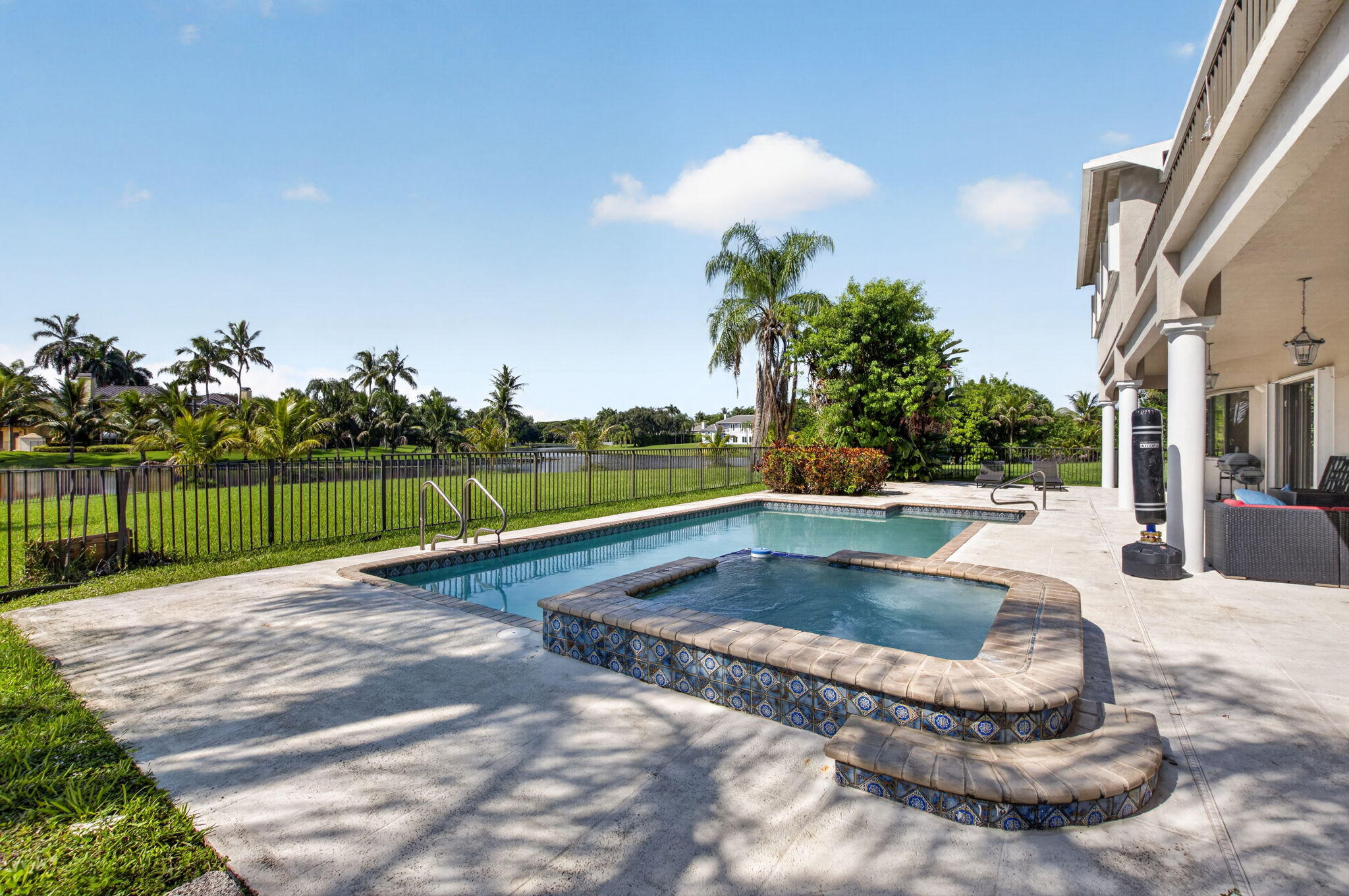 Tierra Del Rey - Residential