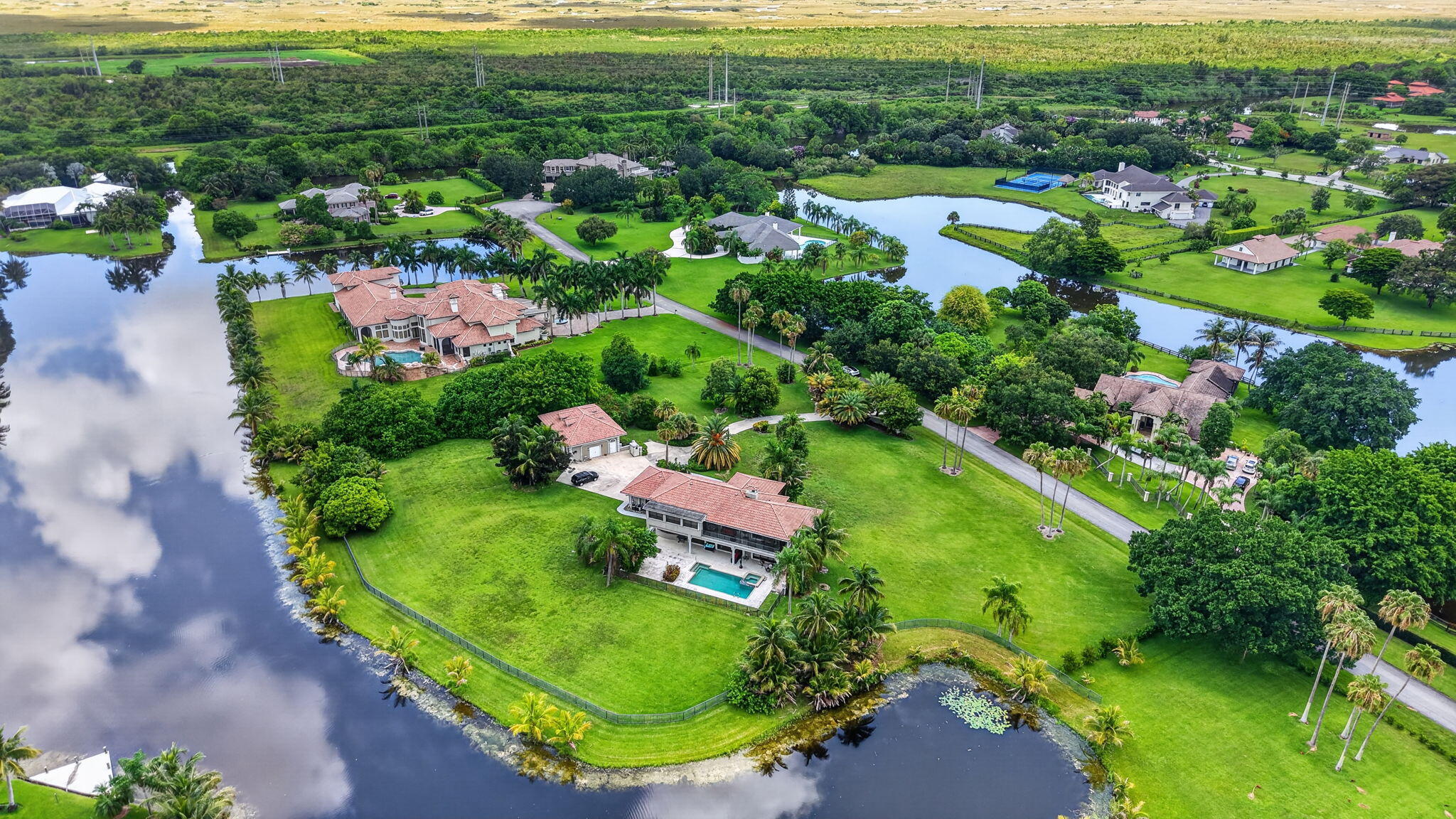 Tierra Del Rey - Residential