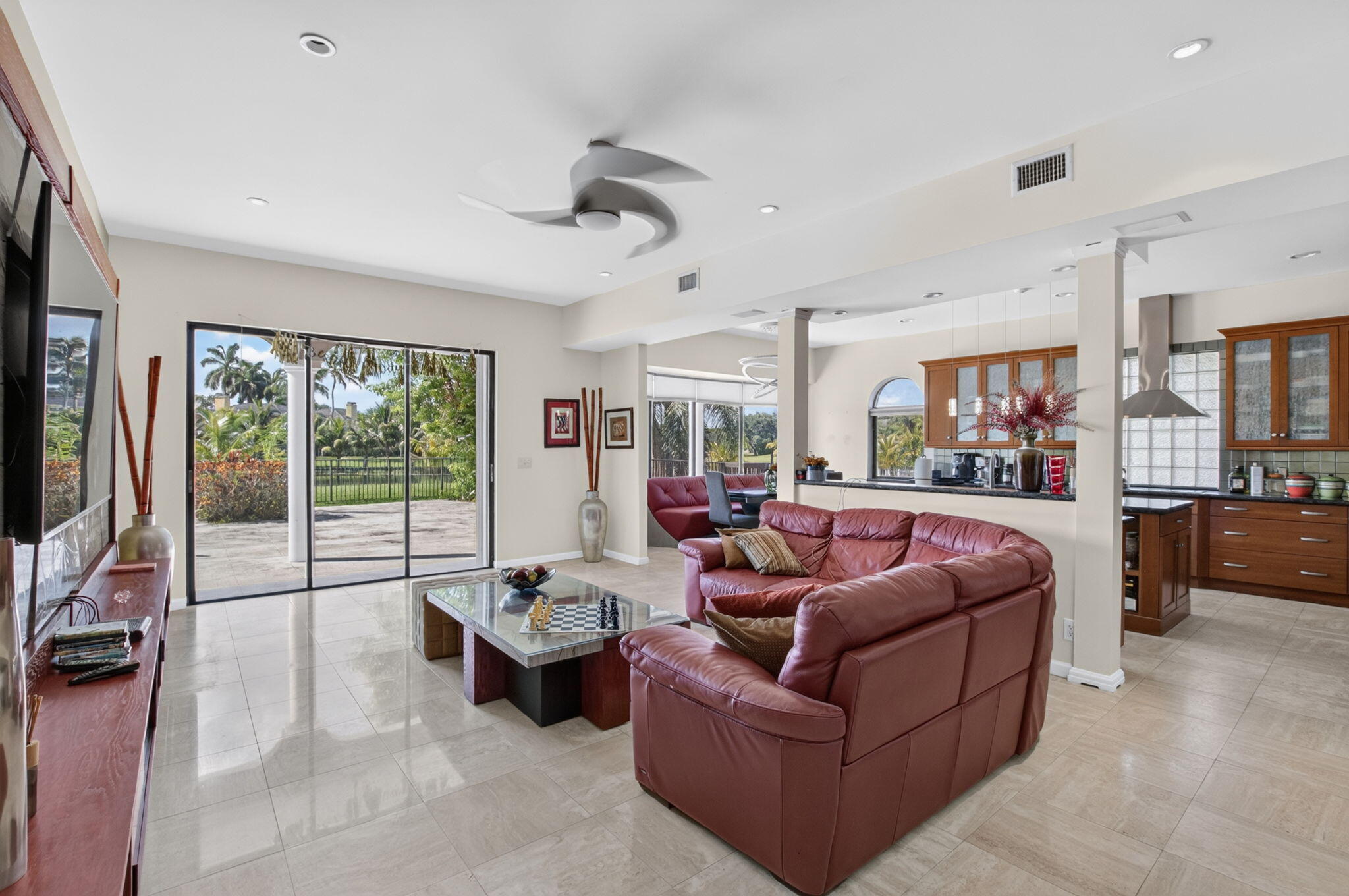 Tierra Del Rey - Residential