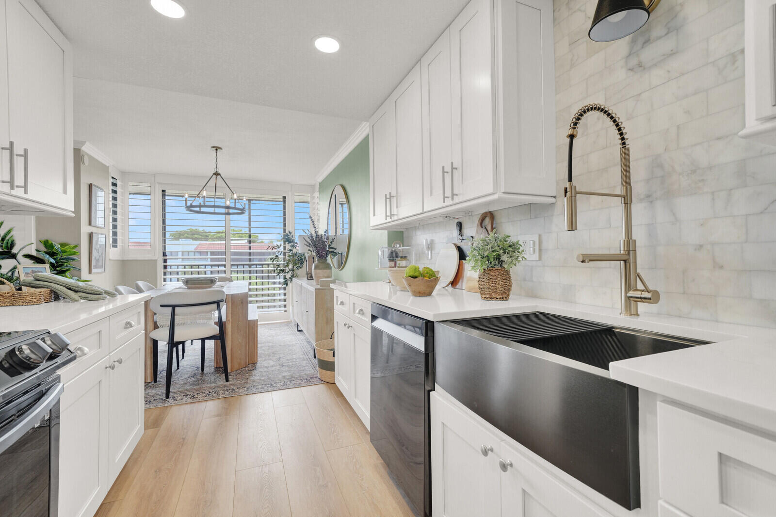 PORTA BELLA EAST AND PORTA BELLA SOUTHWEST CONDO - Residential