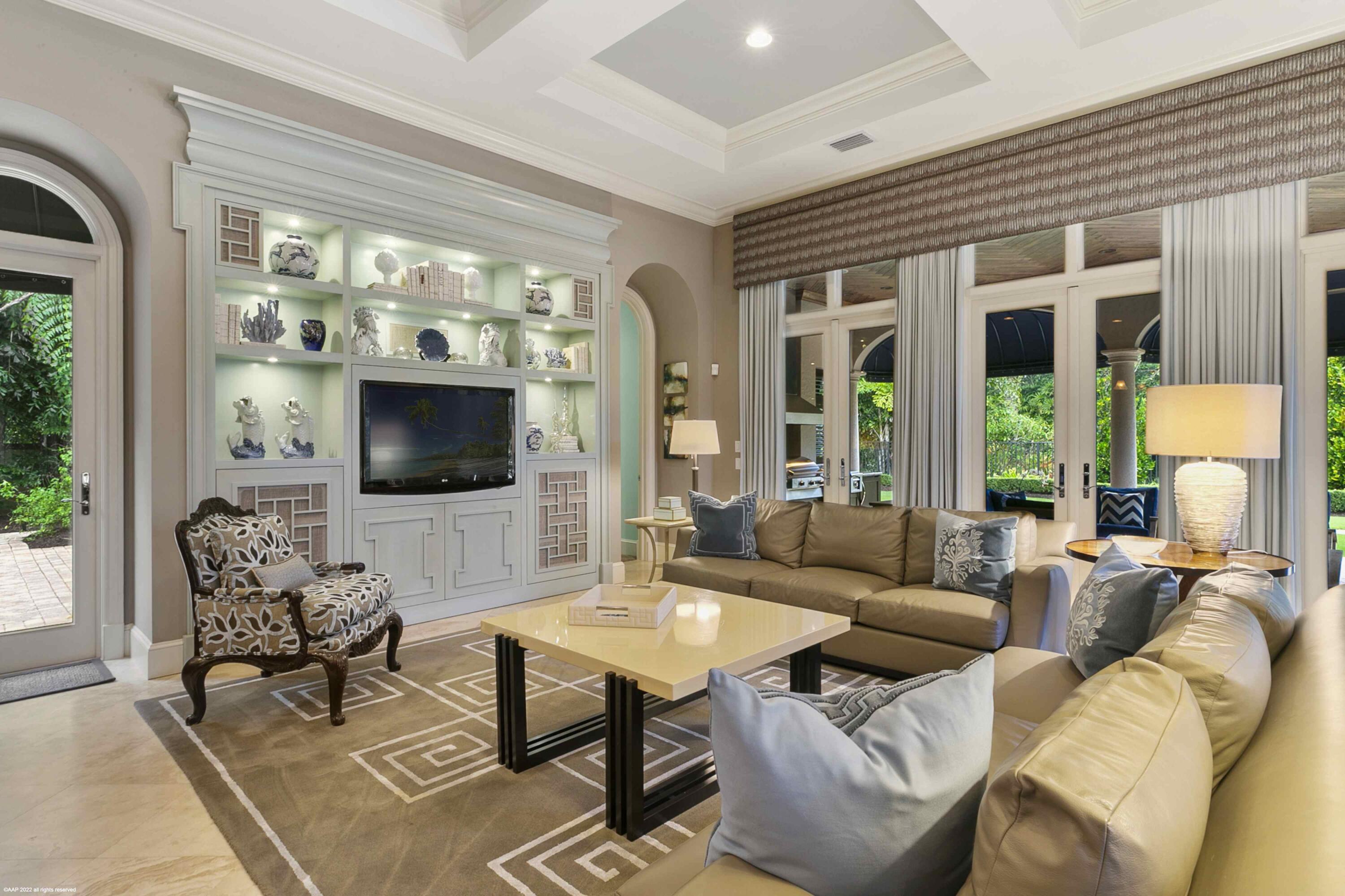 OLD PALM - Residential