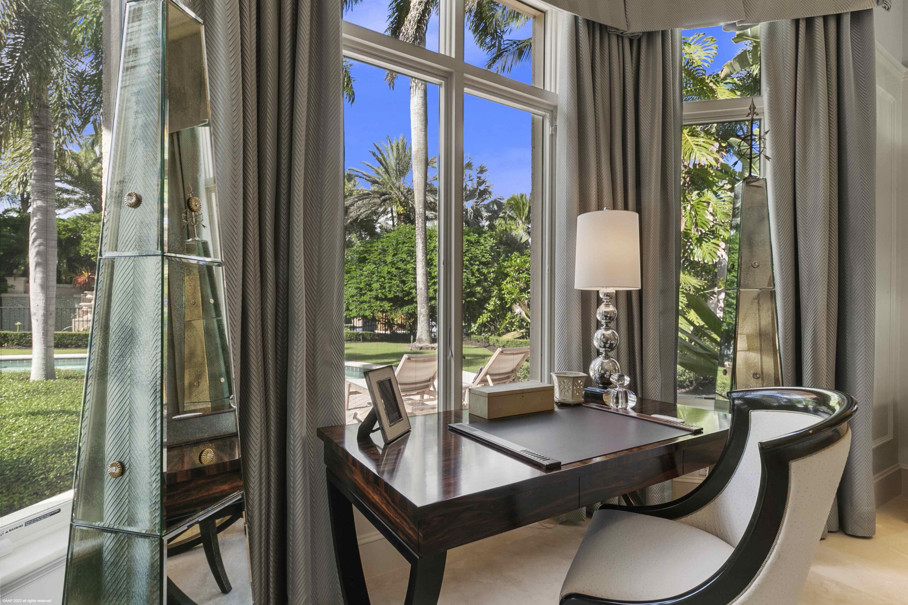 OLD PALM - Residential