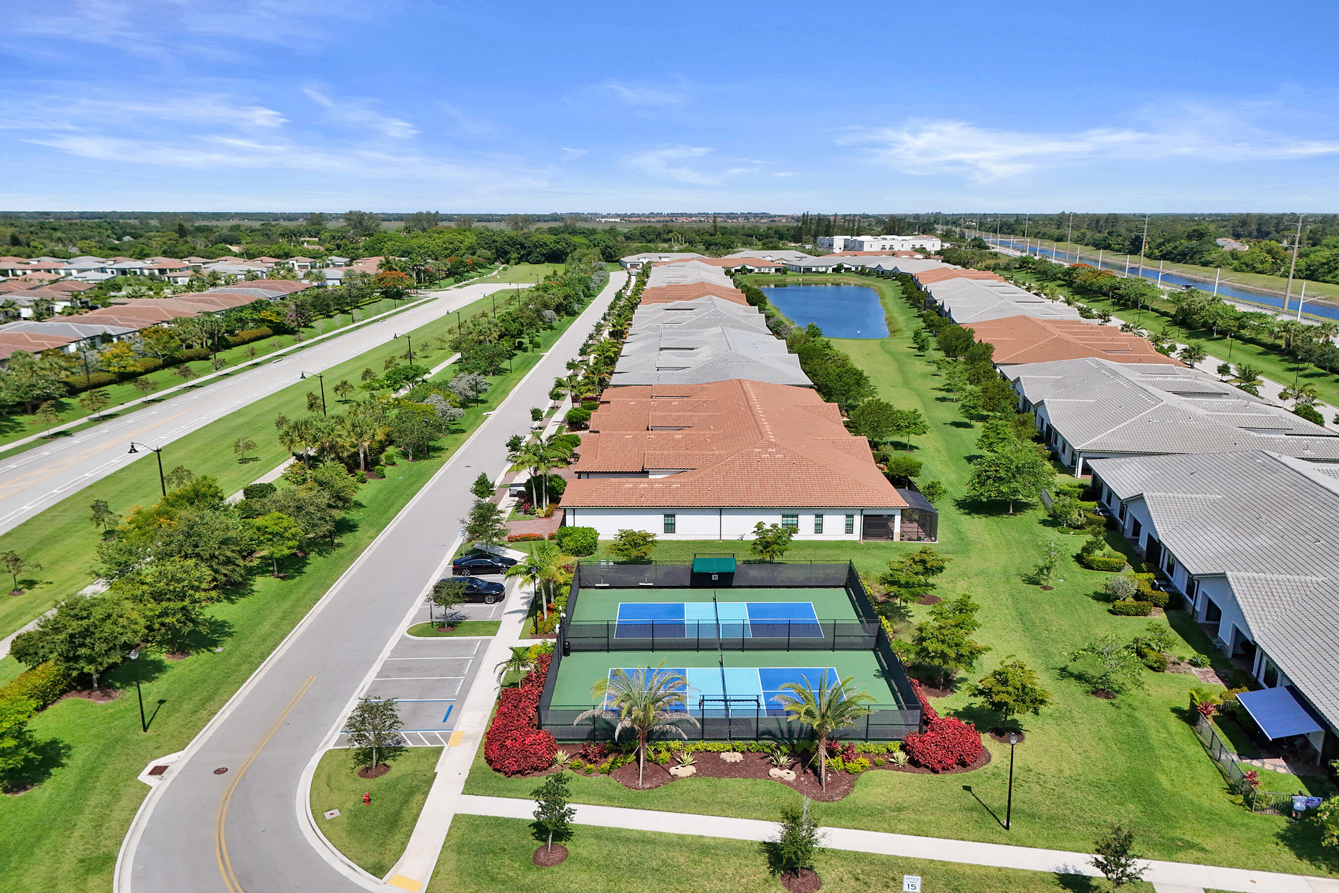 MCJUNKIN FARMS PLAT - Residential