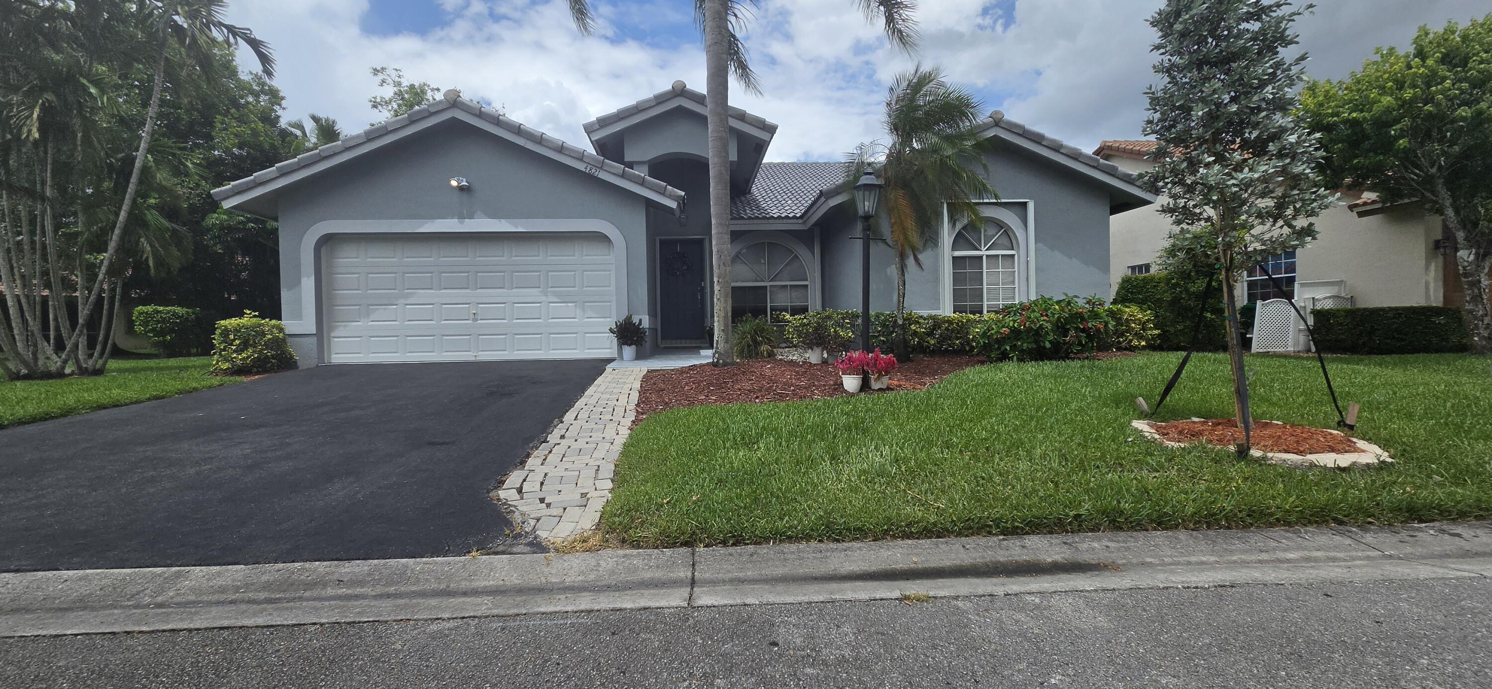 BROOKSIDE ISLE - Residential