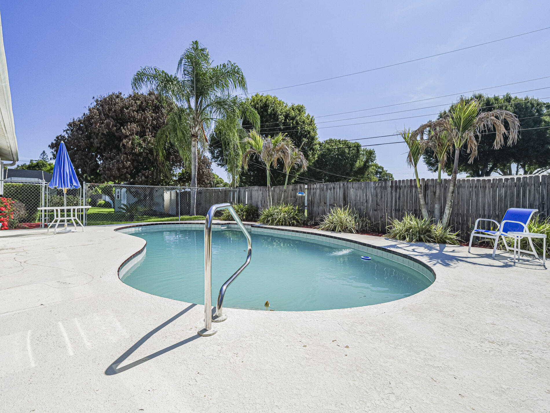 LAURELWOOD UNIT 3 - Residential