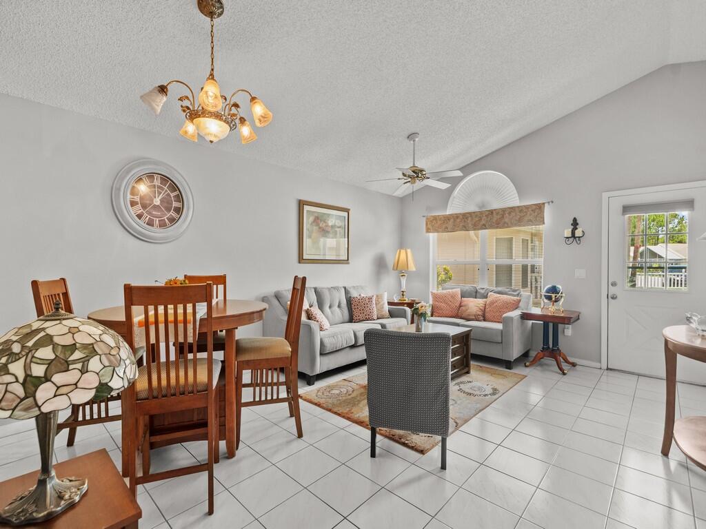 KINGS ISLE PHASE III - Residential