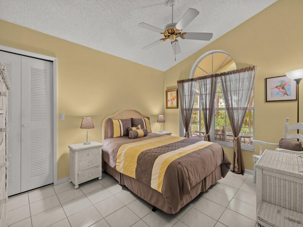 KINGS ISLE PHASE III - Residential