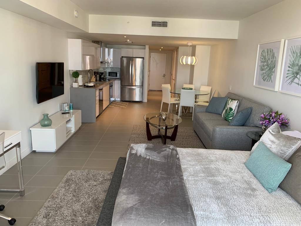 CANVAS CONDO - Residential Lease