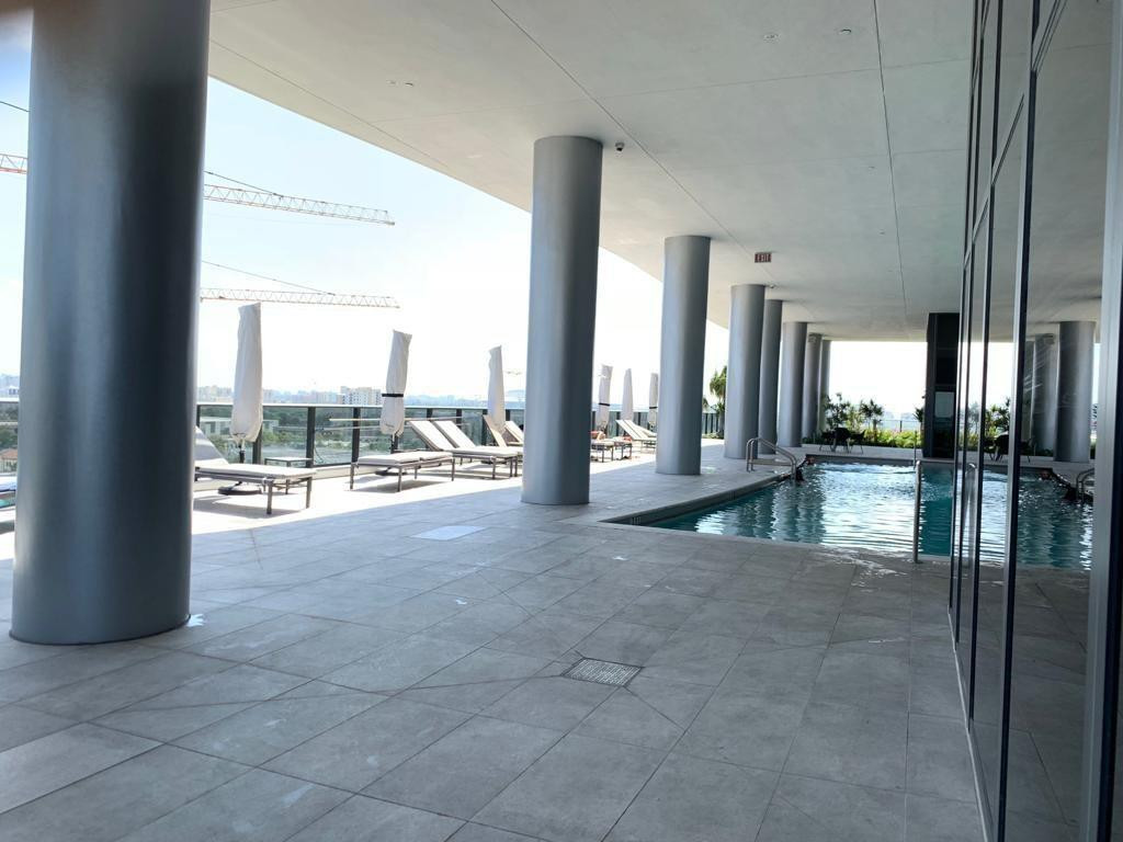 CANVAS CONDO - Residential Lease