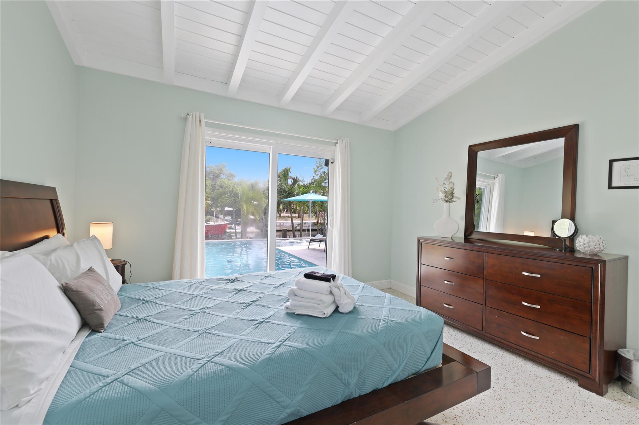Gill Isles 44-13 B - Residential