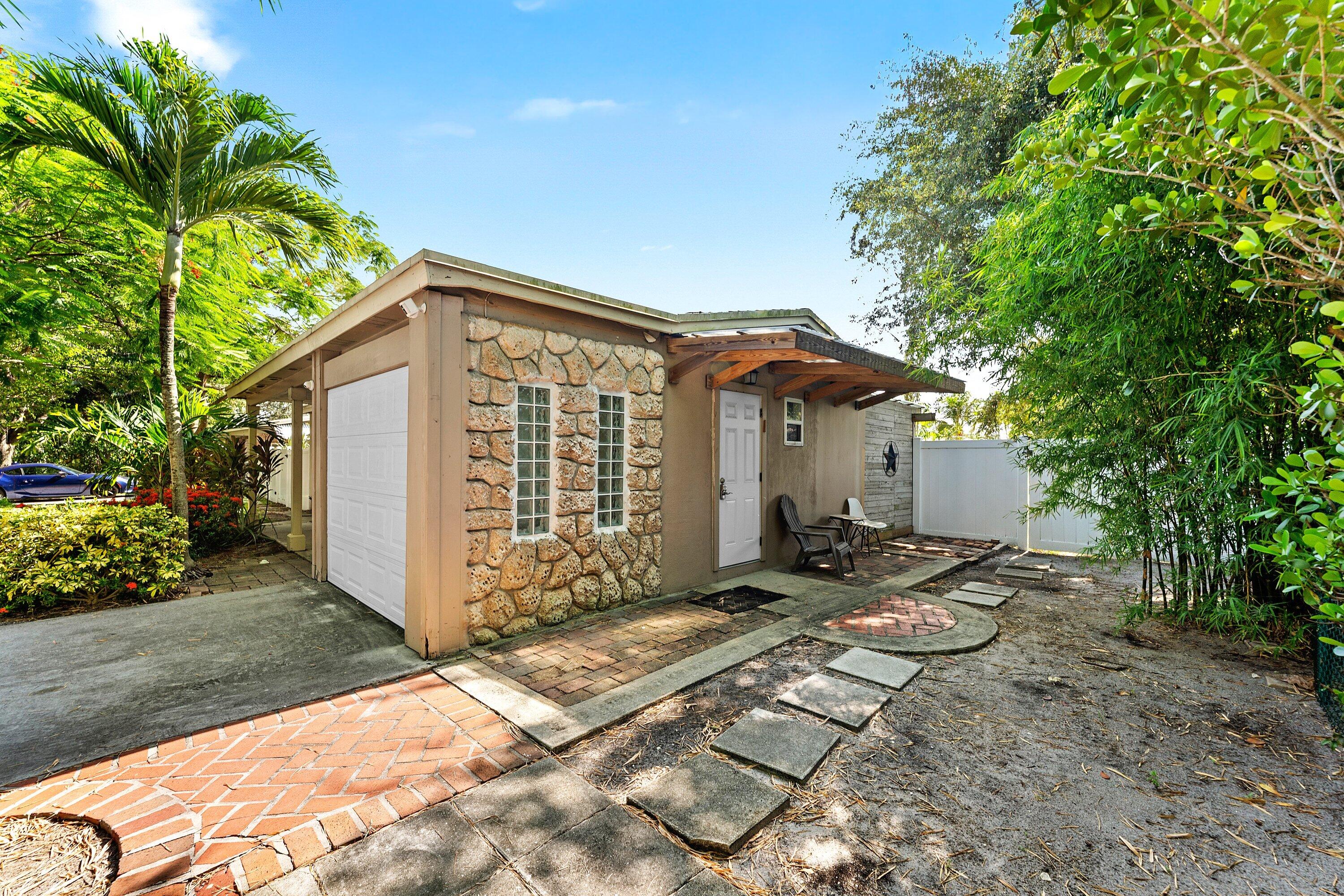 PLUMOSA PARK SEC A, B AND D - Residential