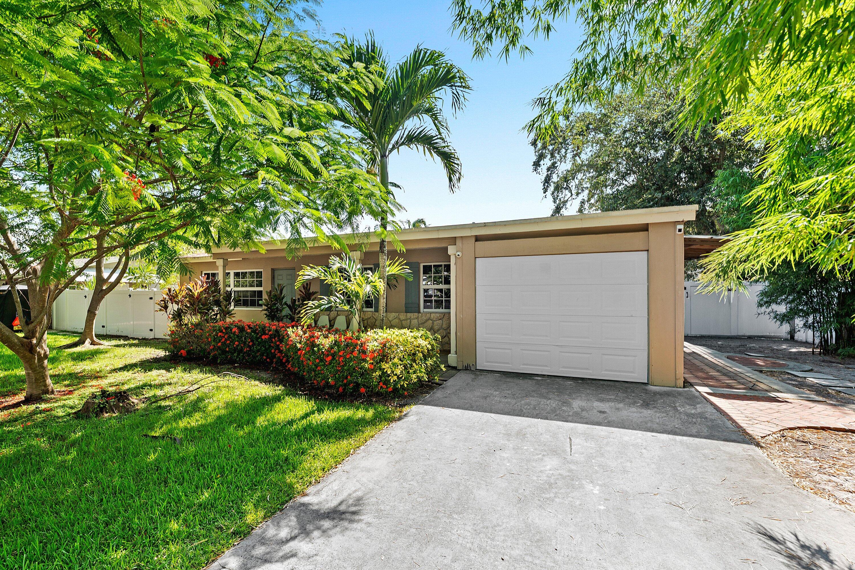 PLUMOSA PARK SEC A, B AND D - Residential