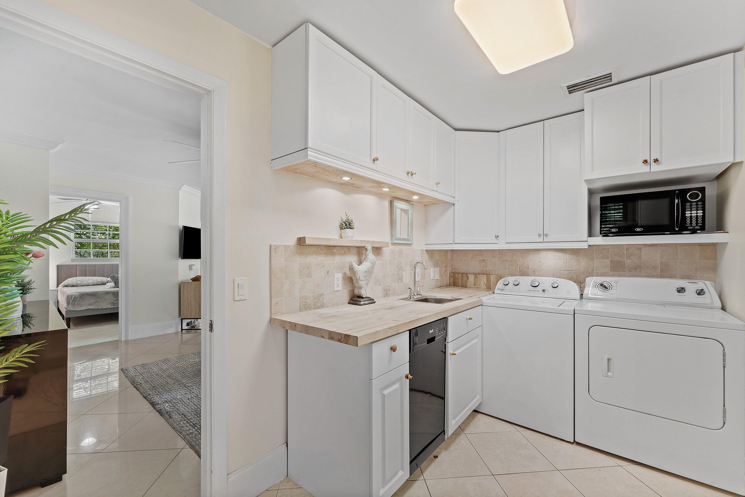 PLUMOSA PARK SEC A, B AND D - Residential