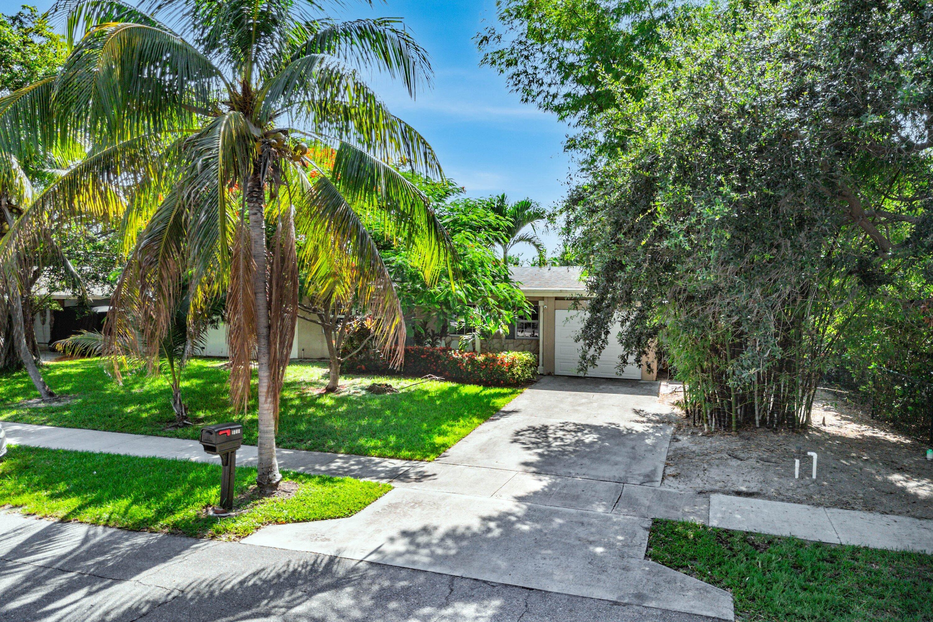 PLUMOSA PARK SEC A, B AND D - Residential