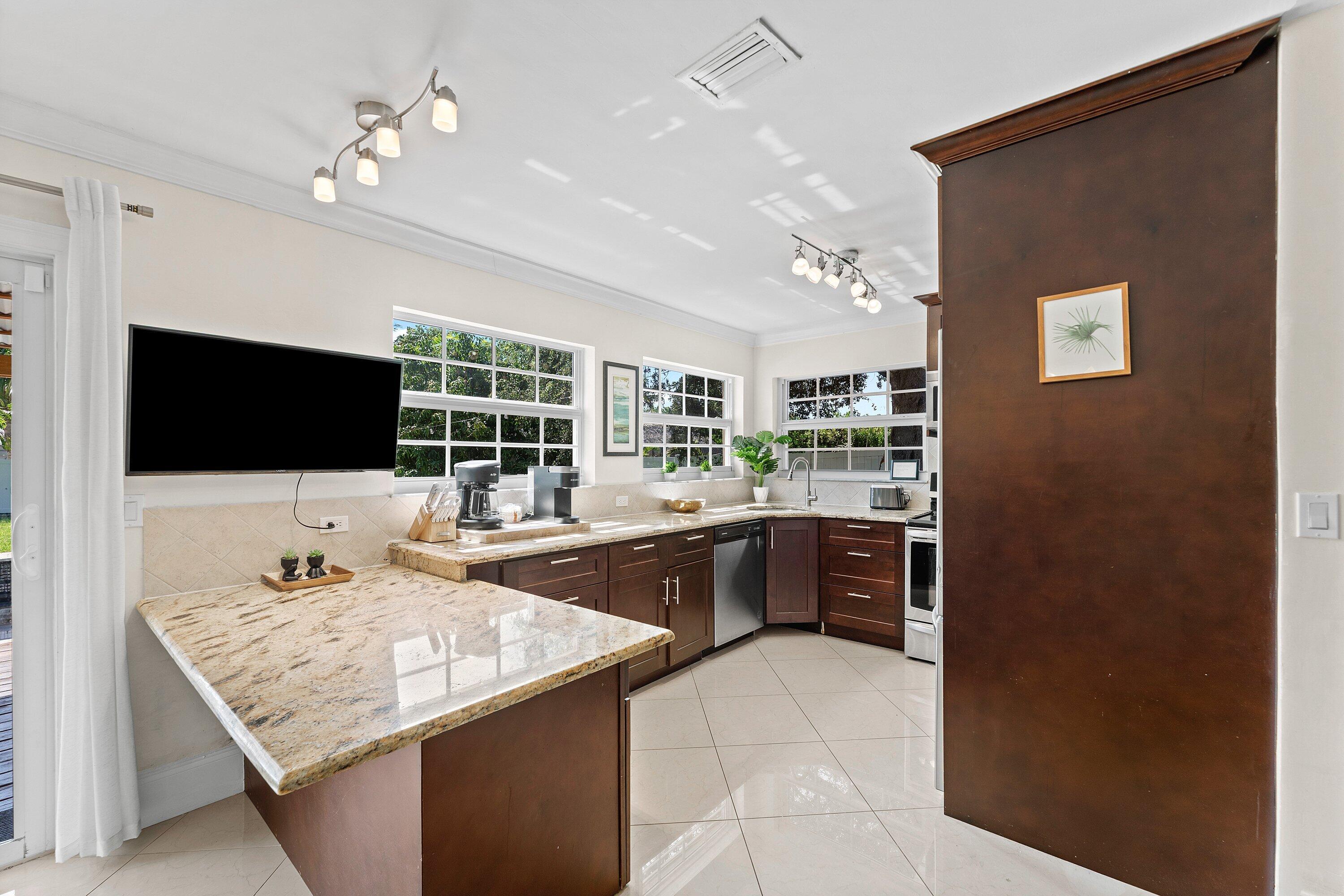PLUMOSA PARK SEC A, B AND D - Residential