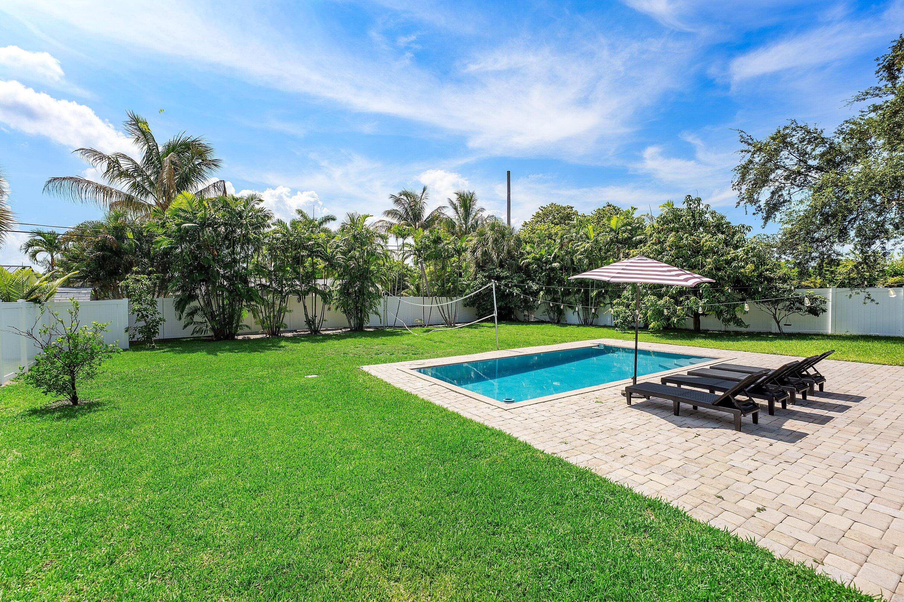 PLUMOSA PARK SEC A, B AND D - Residential