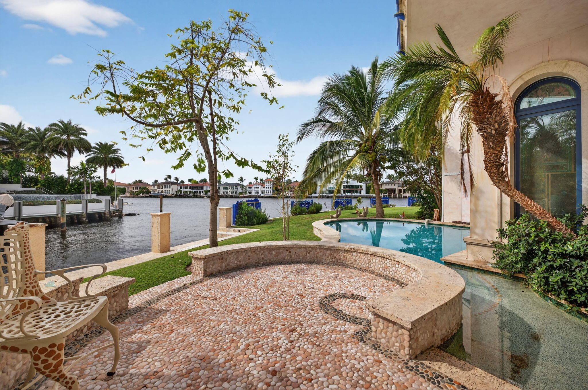 SUN AND SURF - Residential
