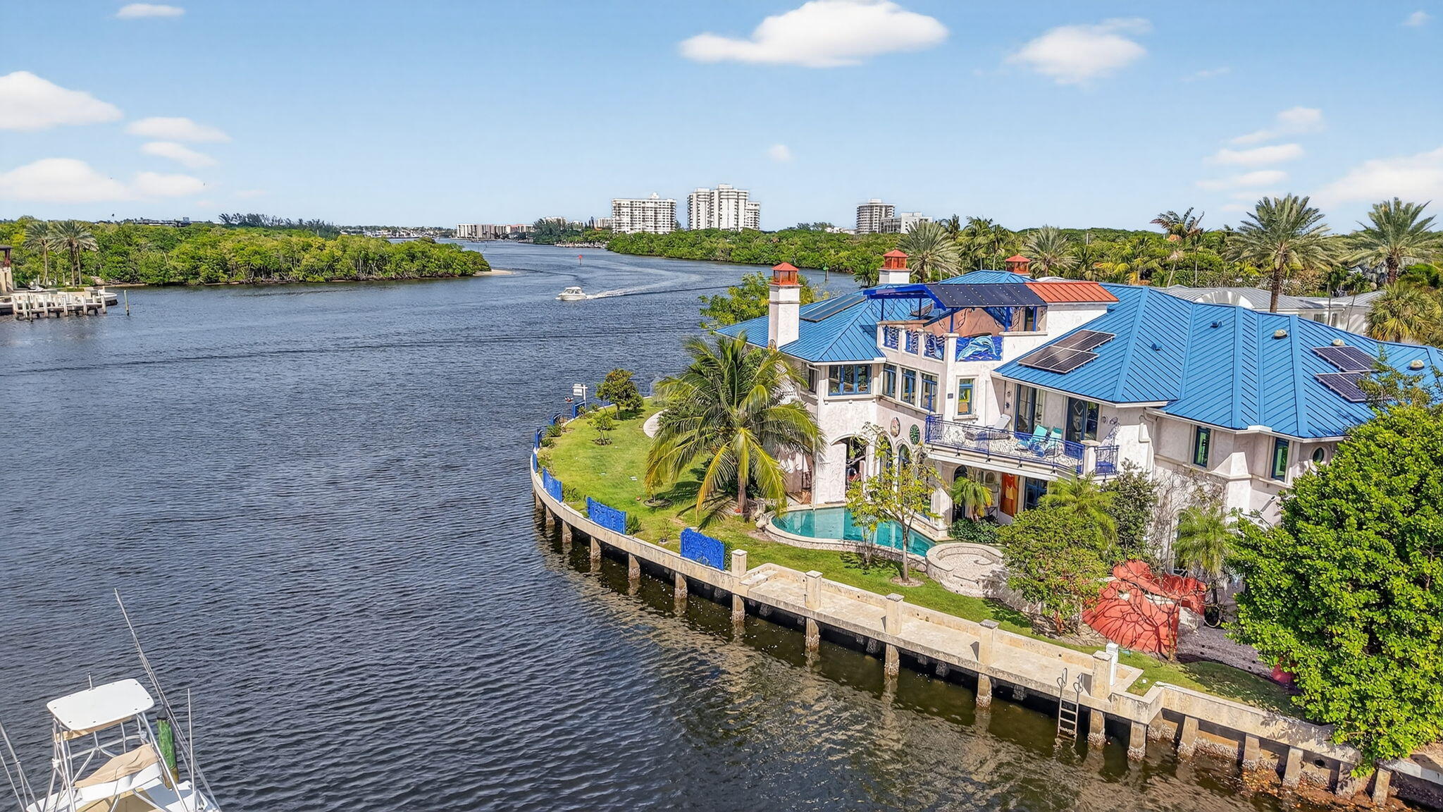 SUN AND SURF - Residential