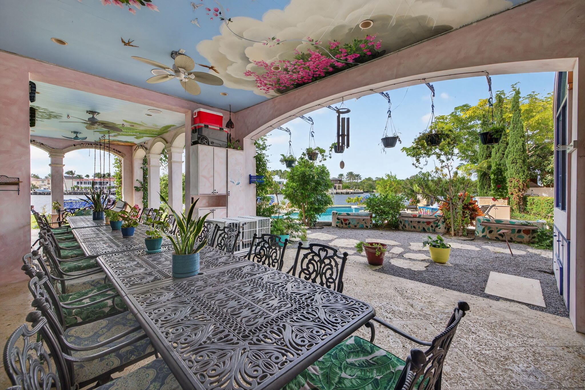 SUN AND SURF - Residential