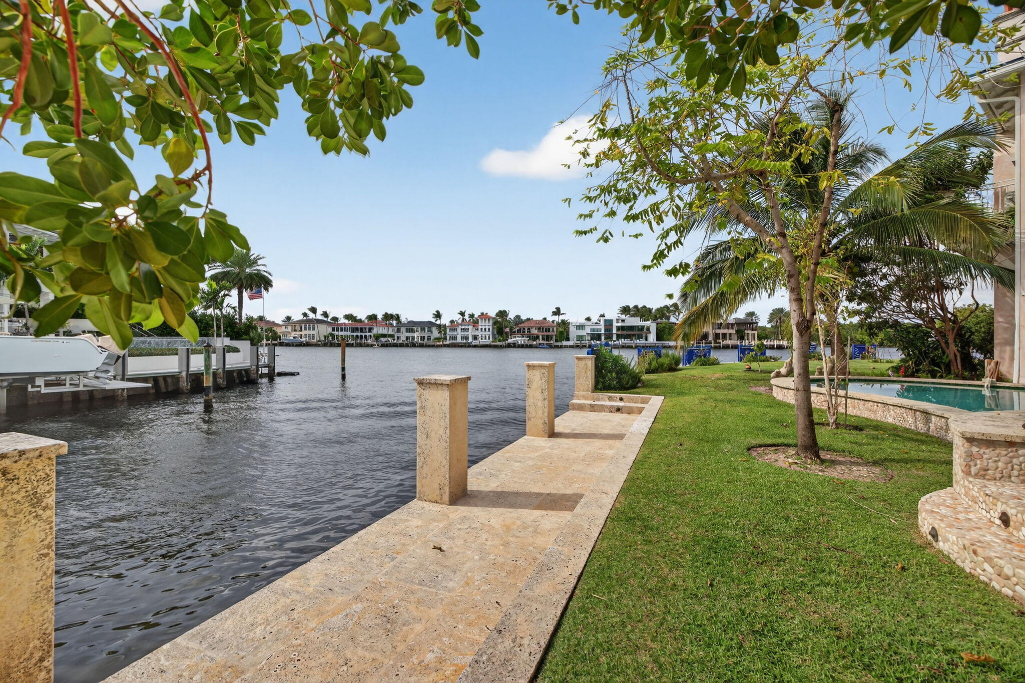 SUN AND SURF - Residential